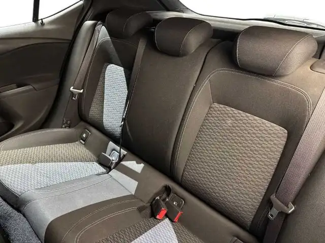 Opel Astra view 9