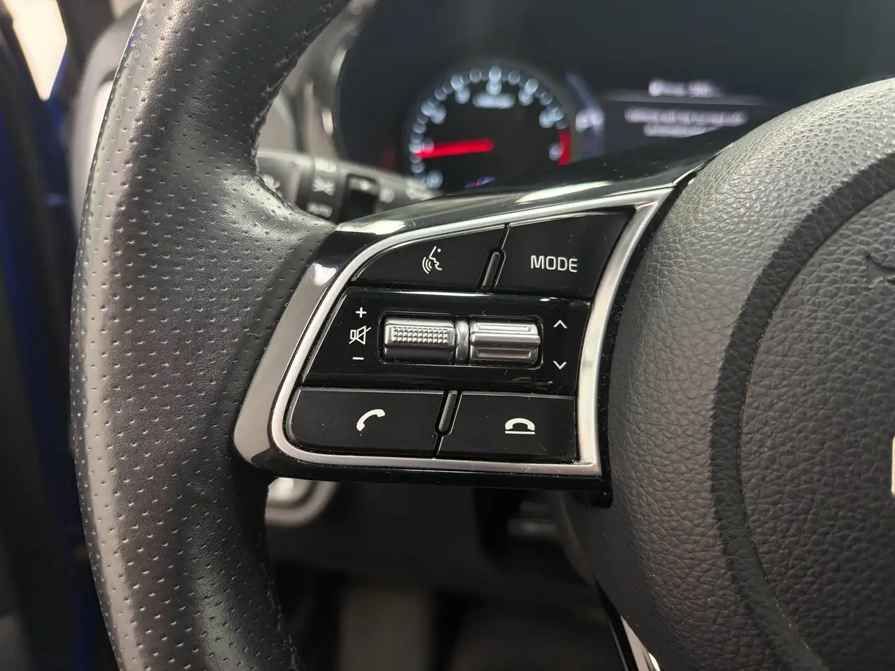 Kia Seltos снимка Kia Seltos