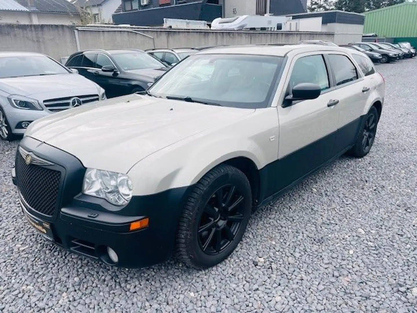 Chrysler 300C Touring 3.0 CRD Automatik*AHK*NAVI*Xenon Grau - 1