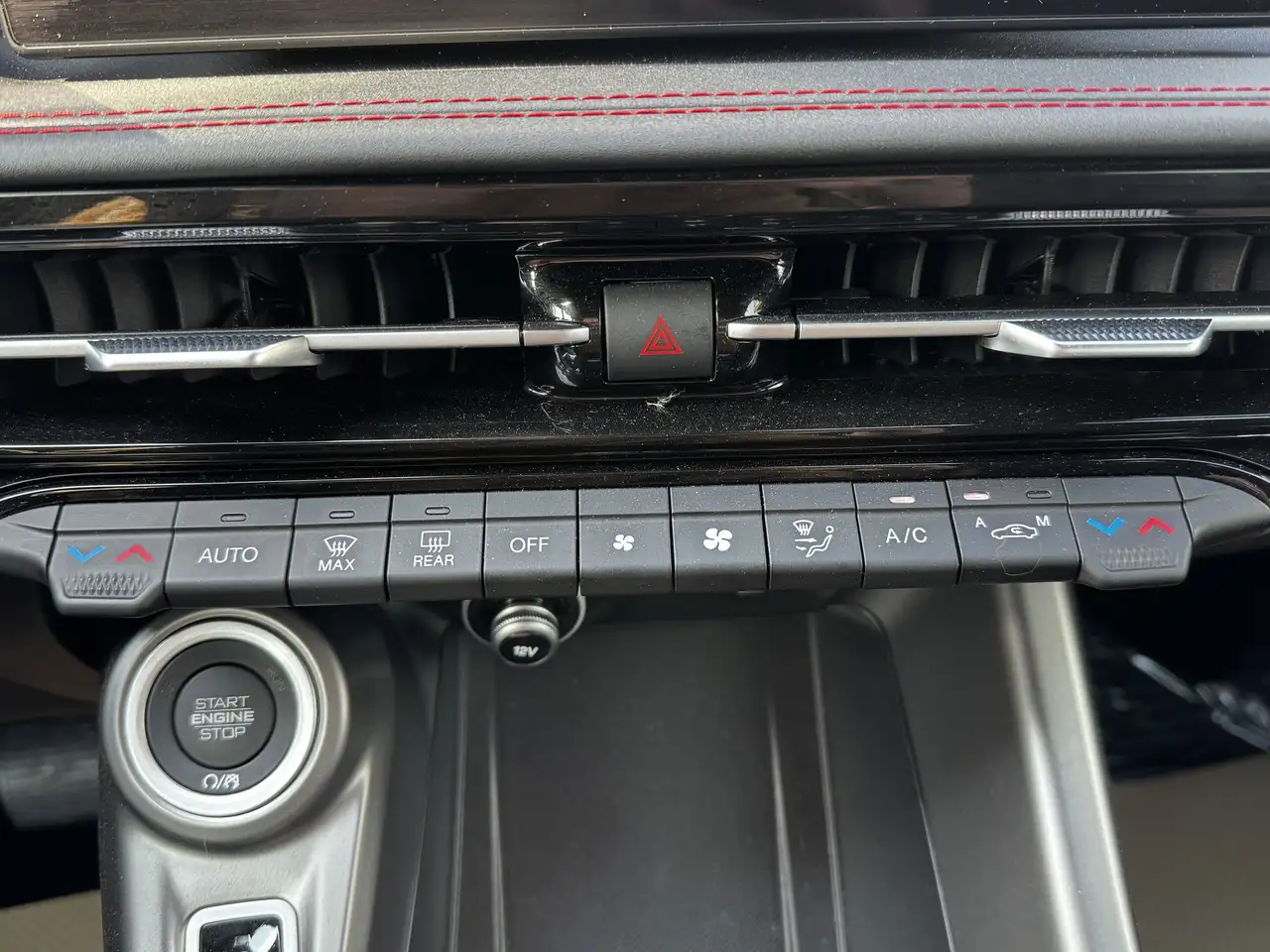 Dodge Hornet снимка Dodge Hornet