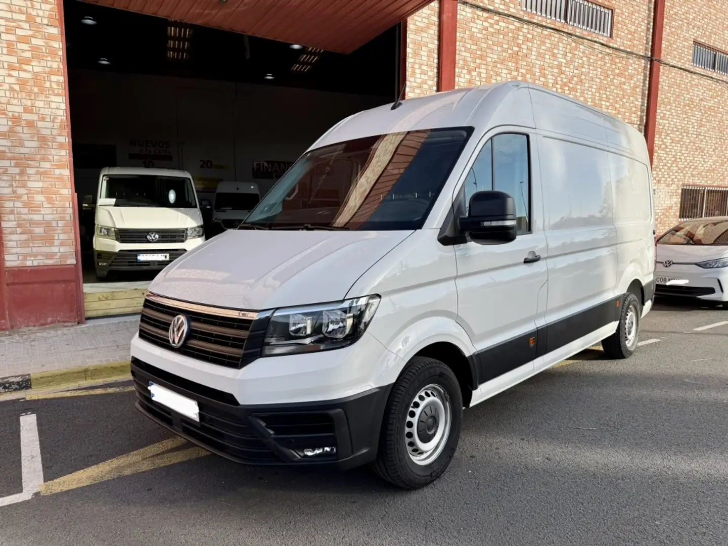 Volkswagen Crafter Furgón 2.0TDI SCR 35 BM L3H2 75kW Blanco - 2