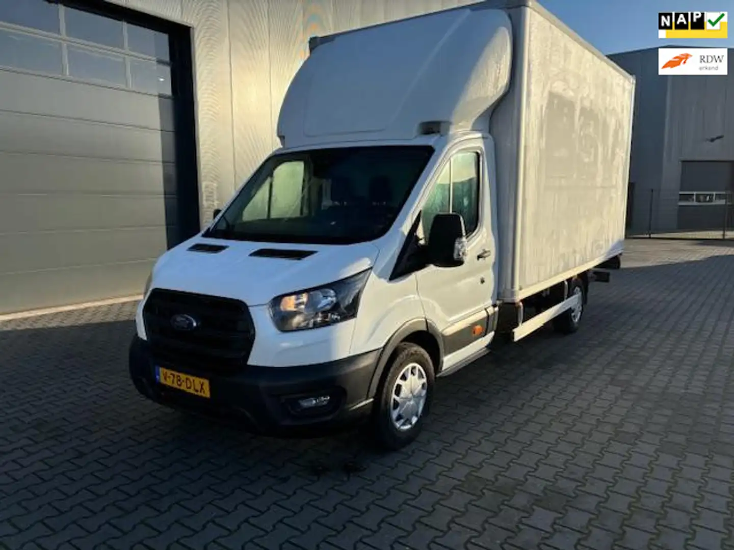 Ford Transit 350 2.0 TDCI L4H1 Trend Bakwagen met laadlift met Wit - 1