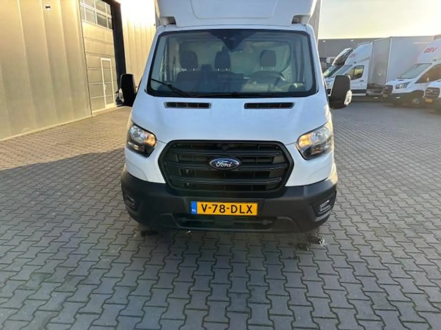 Ford Transit 350 2.0 TDCI L4H1 Trend Bakwagen met laadlift met Wit - 2