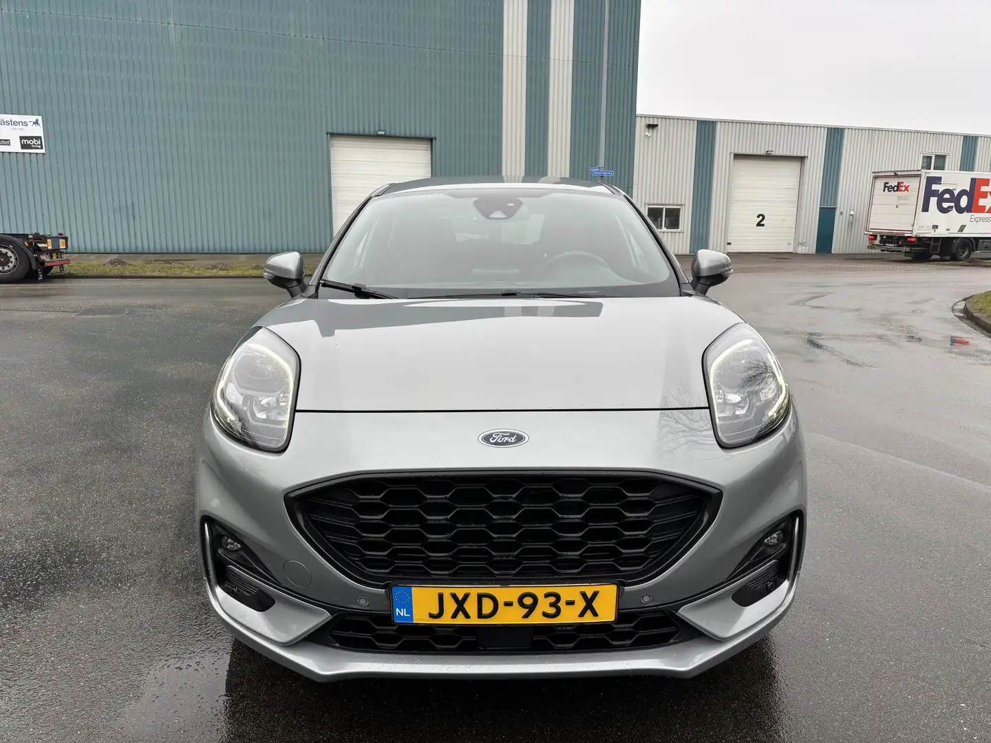 Ford Puma 1.0i EcoBoost Hybrid ST-Line X 6-Bak 125 PK. Eerst Grau - 2