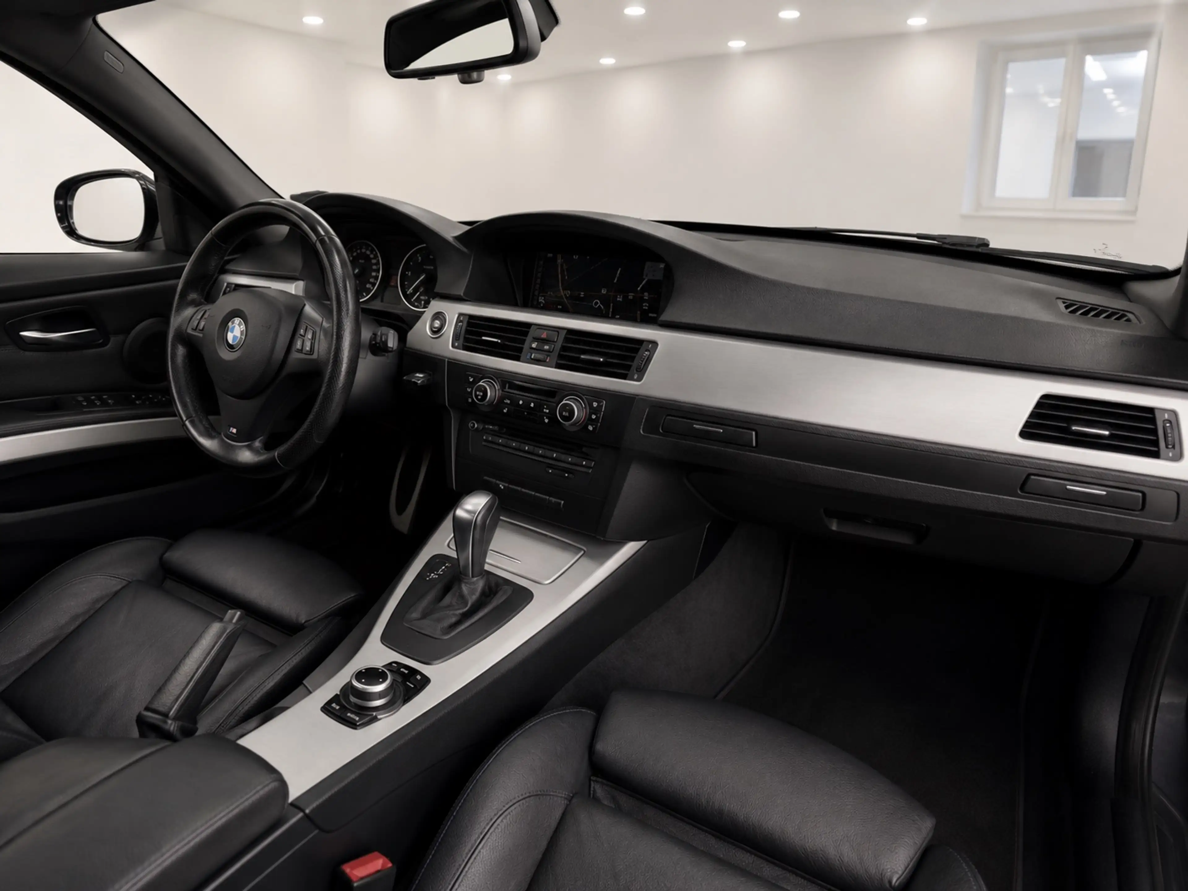 BMW 335 335d Aut. M ab Werk // Edition — photo 9