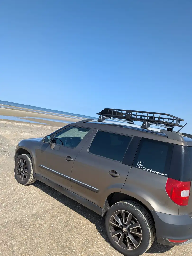 Skoda Yeti Active Plus Edition Braun - 2