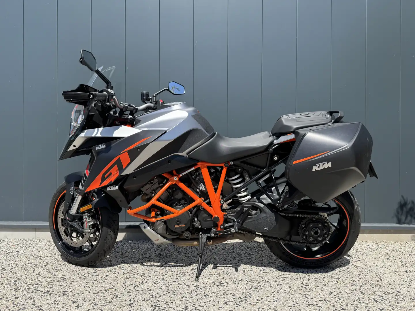 KTM 1290 Super Duke GT - 2