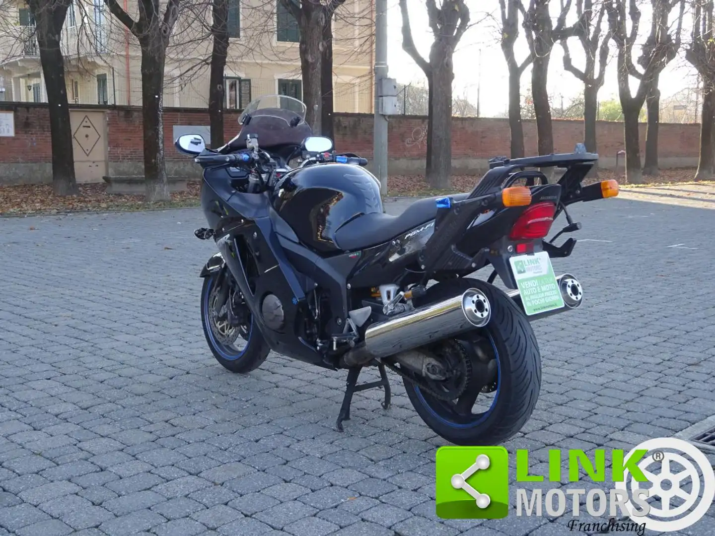 Honda CBR 1100 Super Blackbird Nero - 2