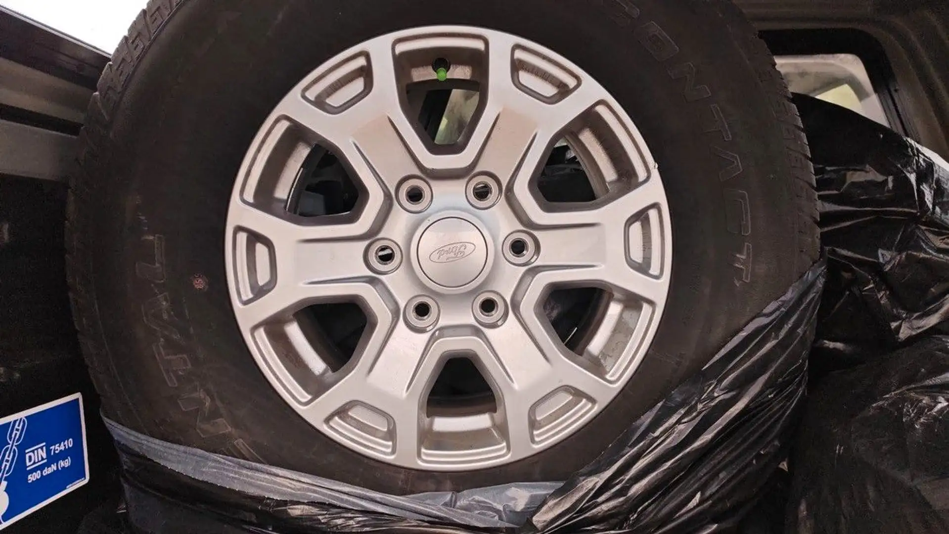 Ford Ranger XLT Doppelkabine 4x4 HARDTOP WINTERRÄDER Argent - 2