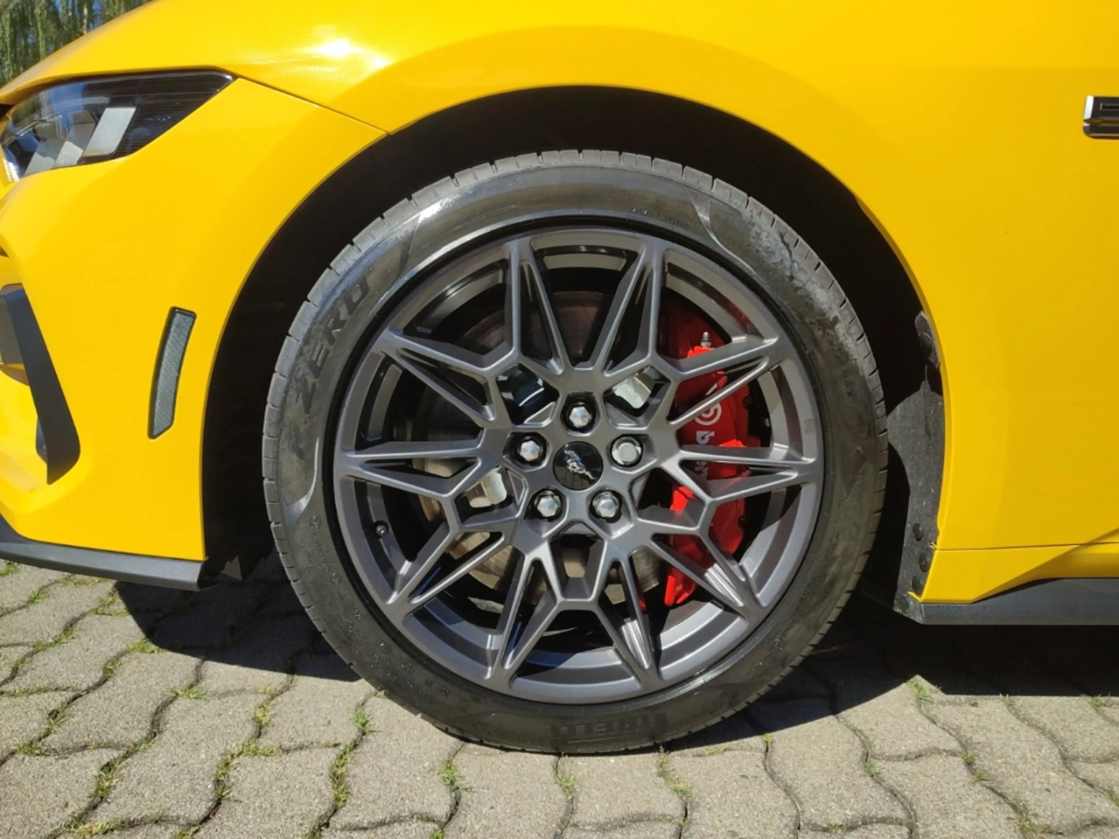 Ford Mustang Fastback 5.0 Ti-VCT V8 328 kW GT Navi Leder Sounds — photo 3