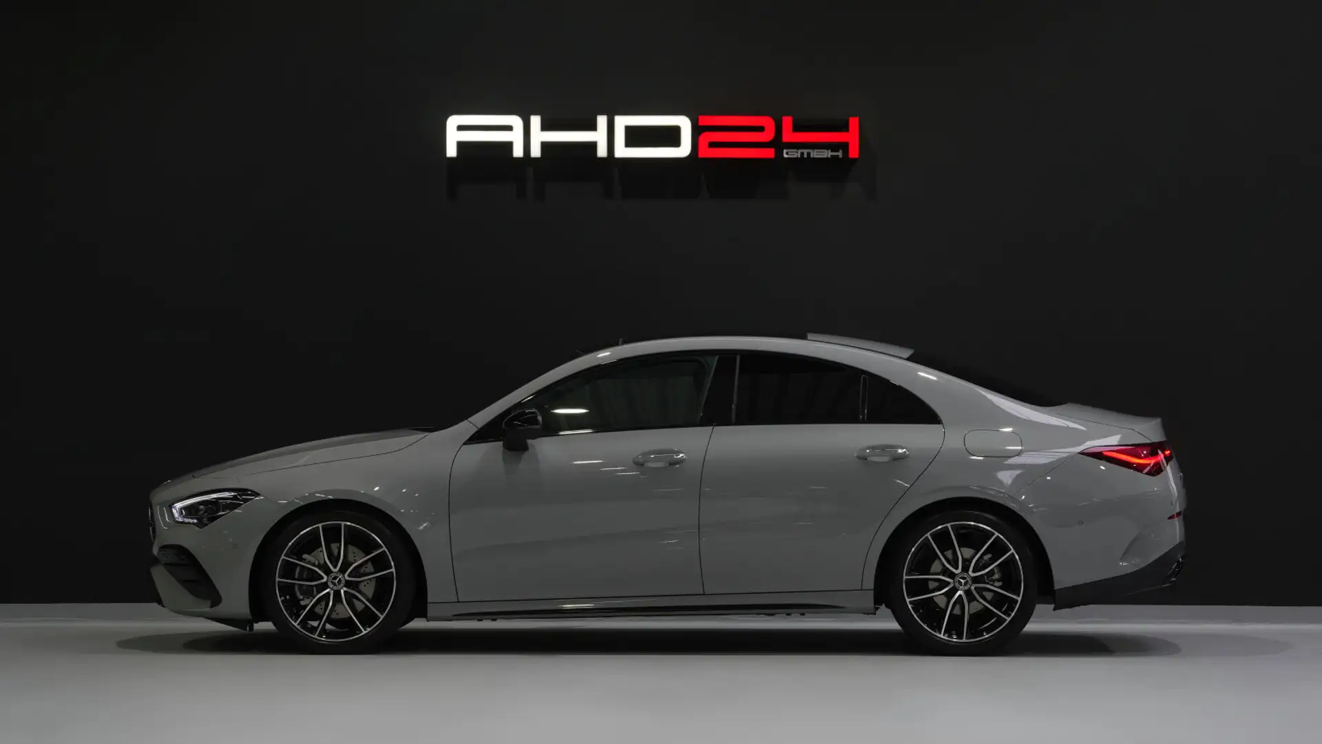 Mercedes-Benz CLA 200 CLA200 Coupé AMG Special Edition* PANO *AMBIENTE - 2