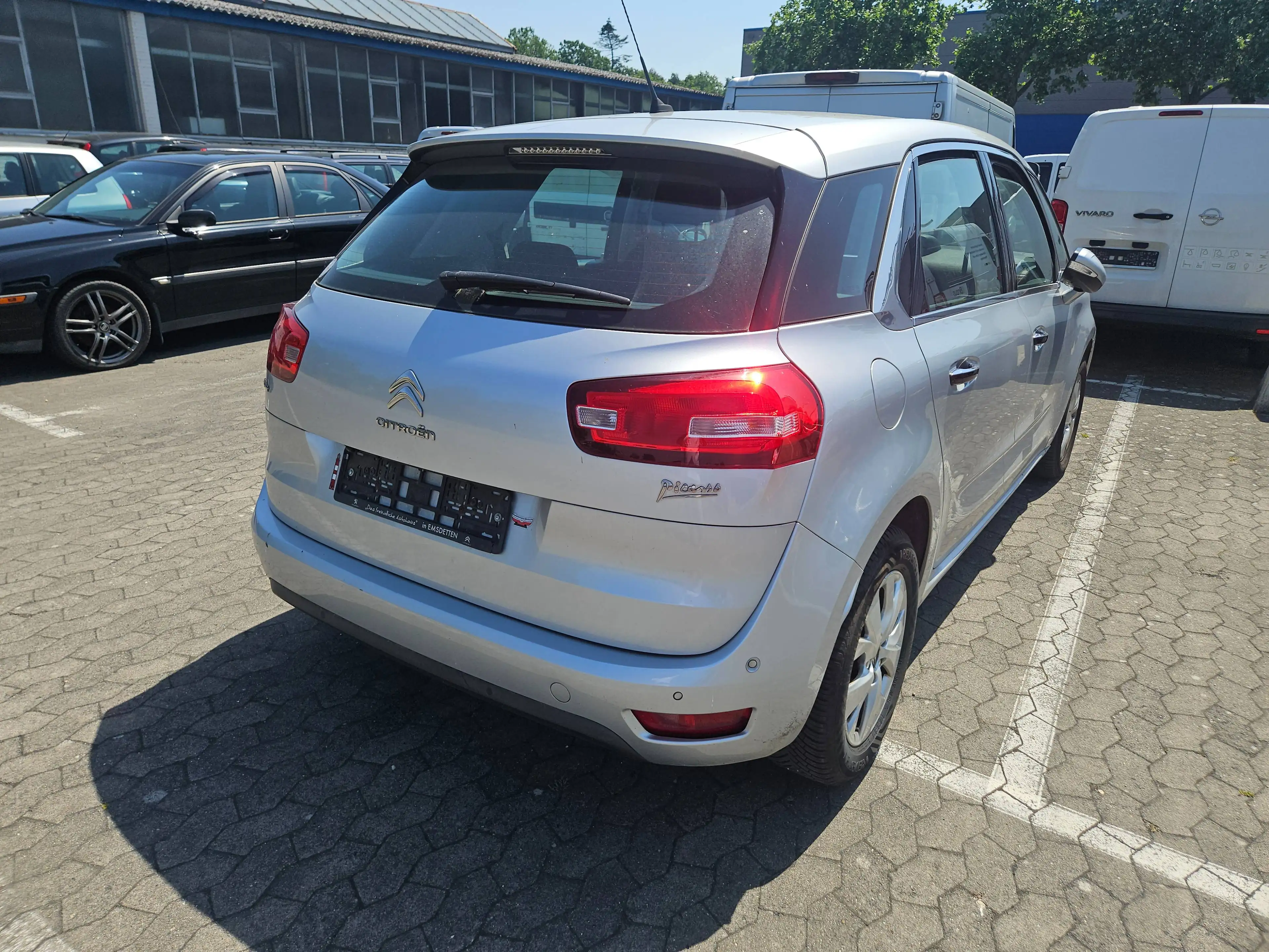 Citroen Grand C4 Picasso C4 Picasso Diesel e-HDi 115 Intensive — photo 7