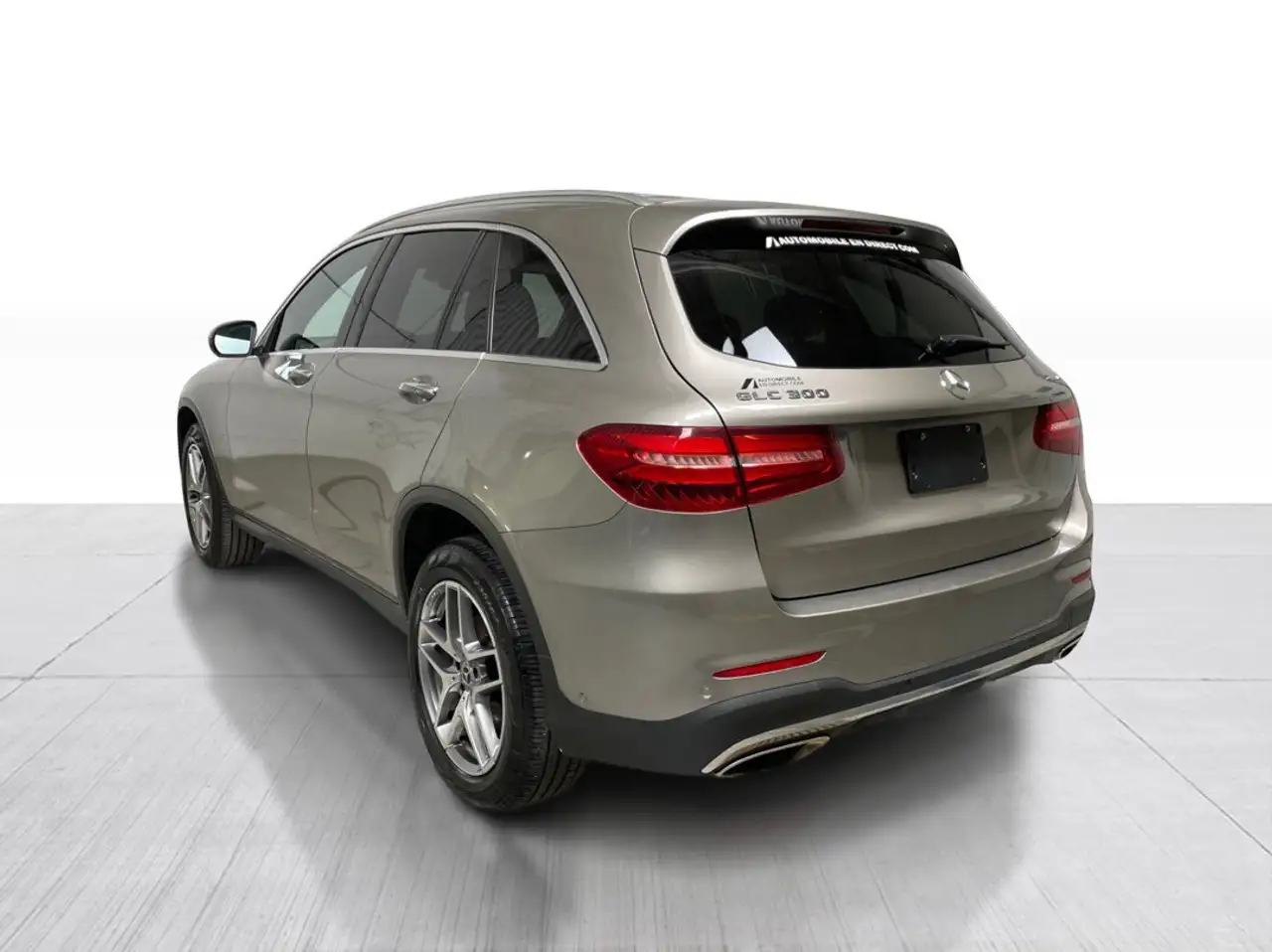 Mercedes-Benz GLC снимка Mercedes-Benz GLC