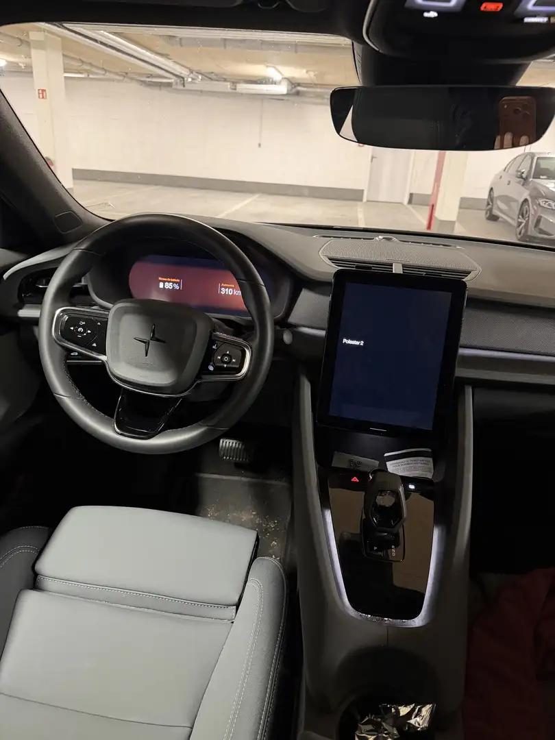 Polestar 2 Single Motor 69kWh Plus - 1