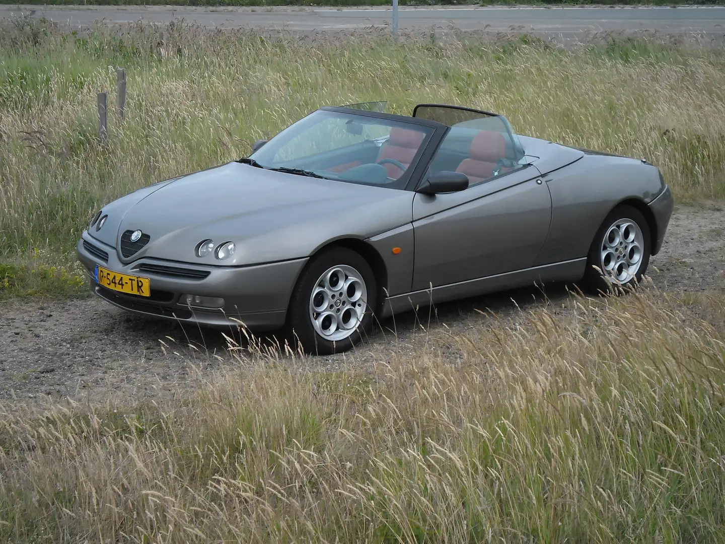 Alfa Romeo Spider Spider 2.0-16V Grey - 1
