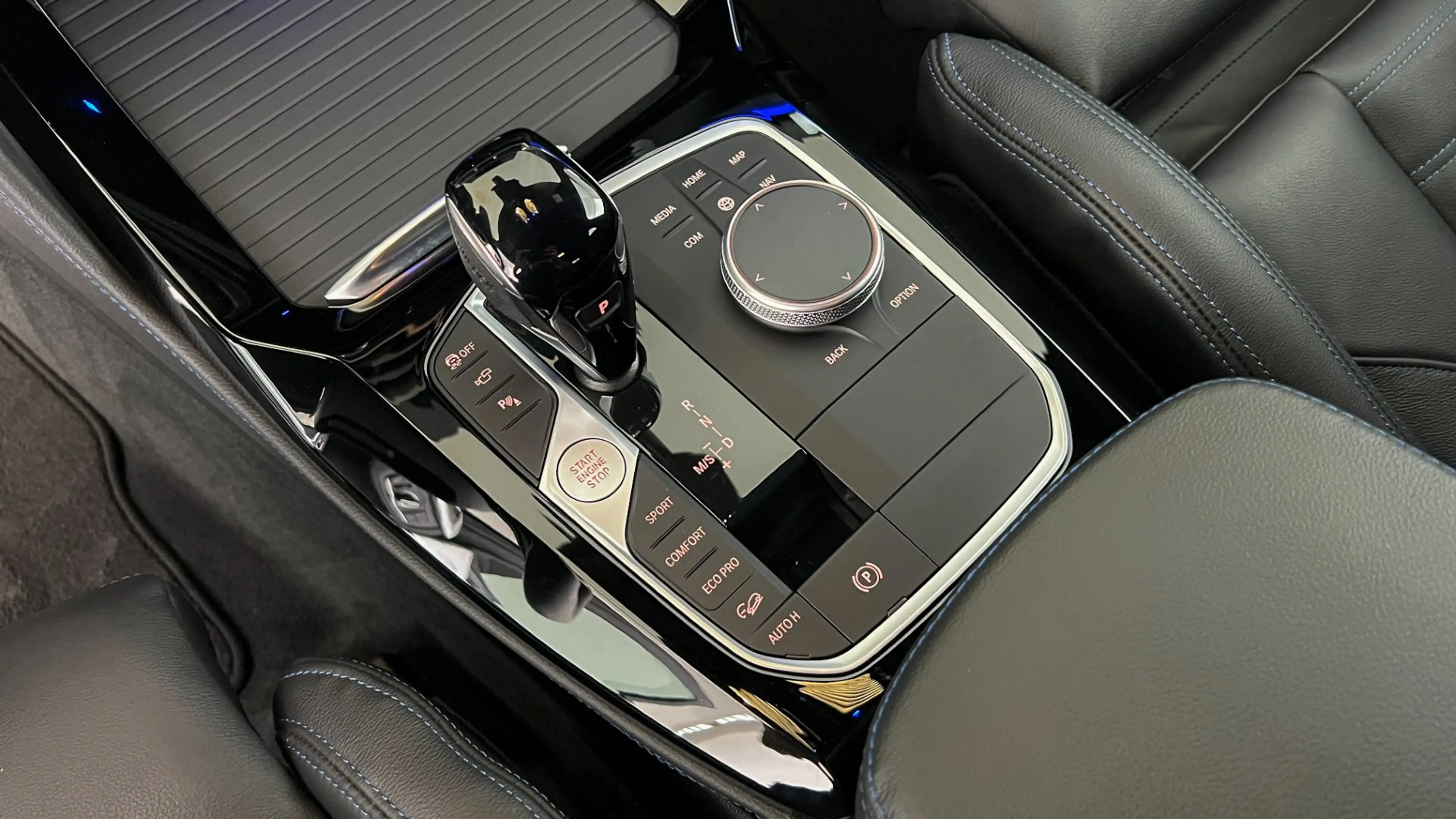 BMW X4 M40i — photo 14