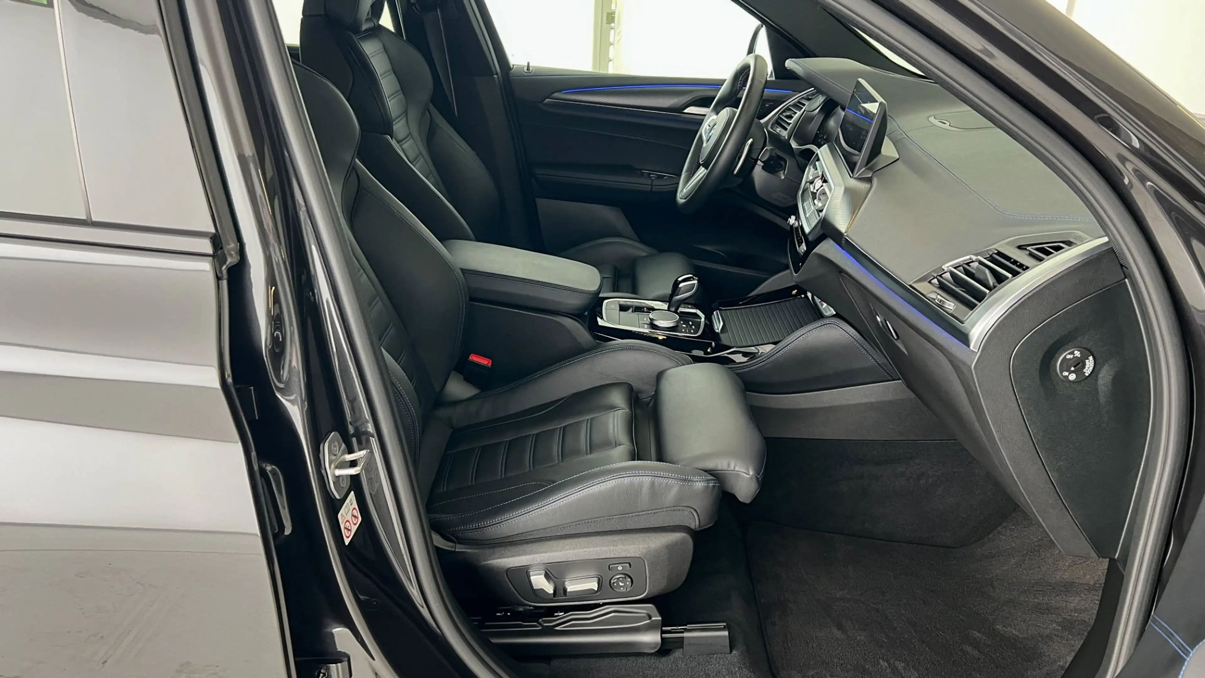 BMW X4 M40i — photo 5