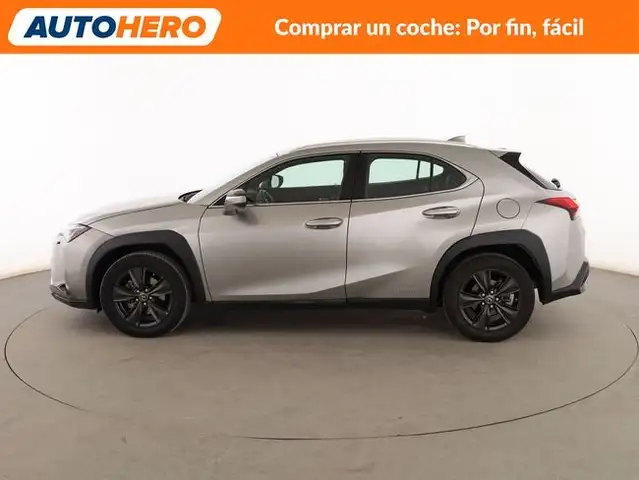 Lexus Ux view 3
