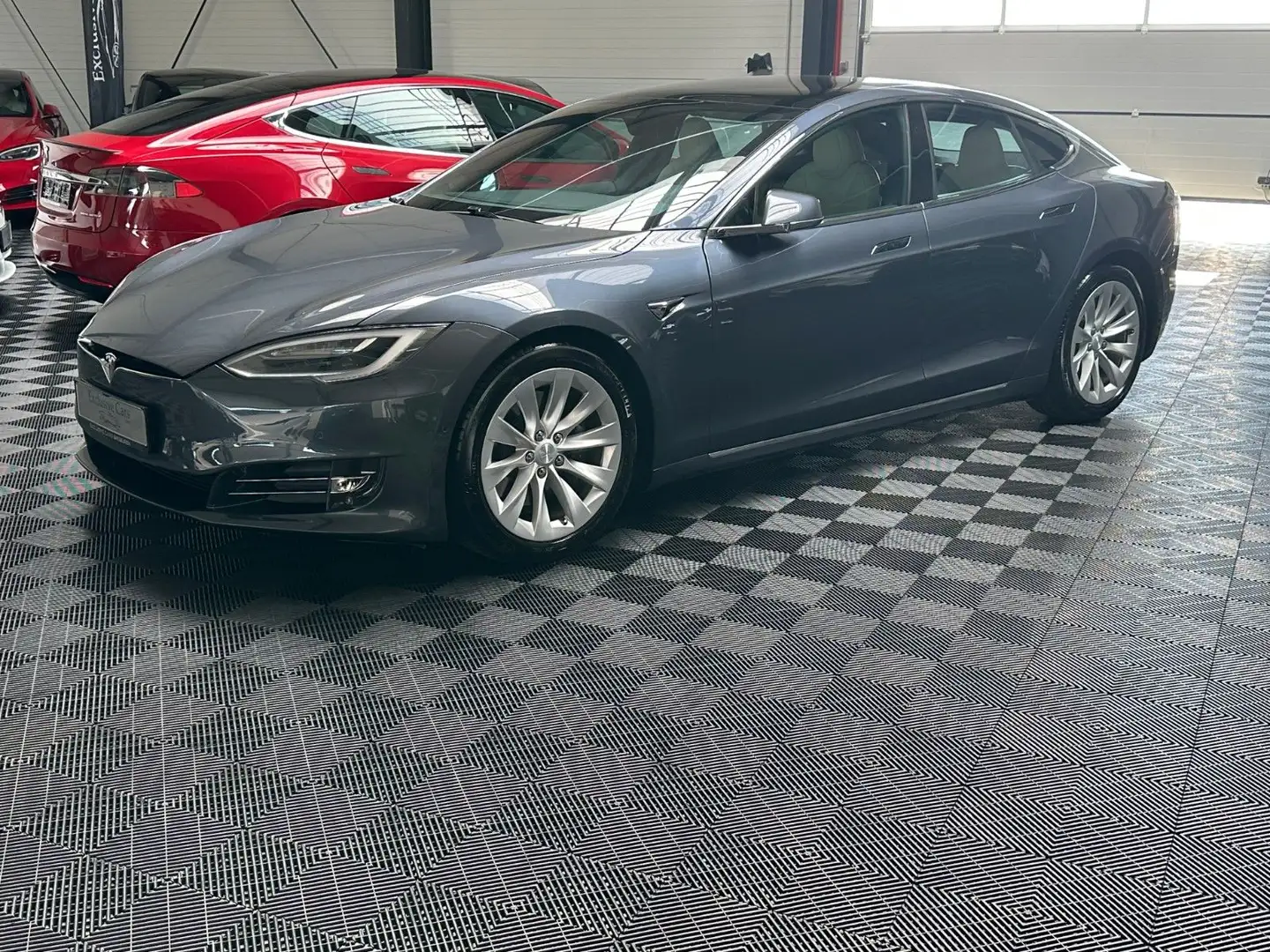 Tesla Model S MODEL S LONG RANGE RAVEN | AP HW3 | CCS | Gris - 2