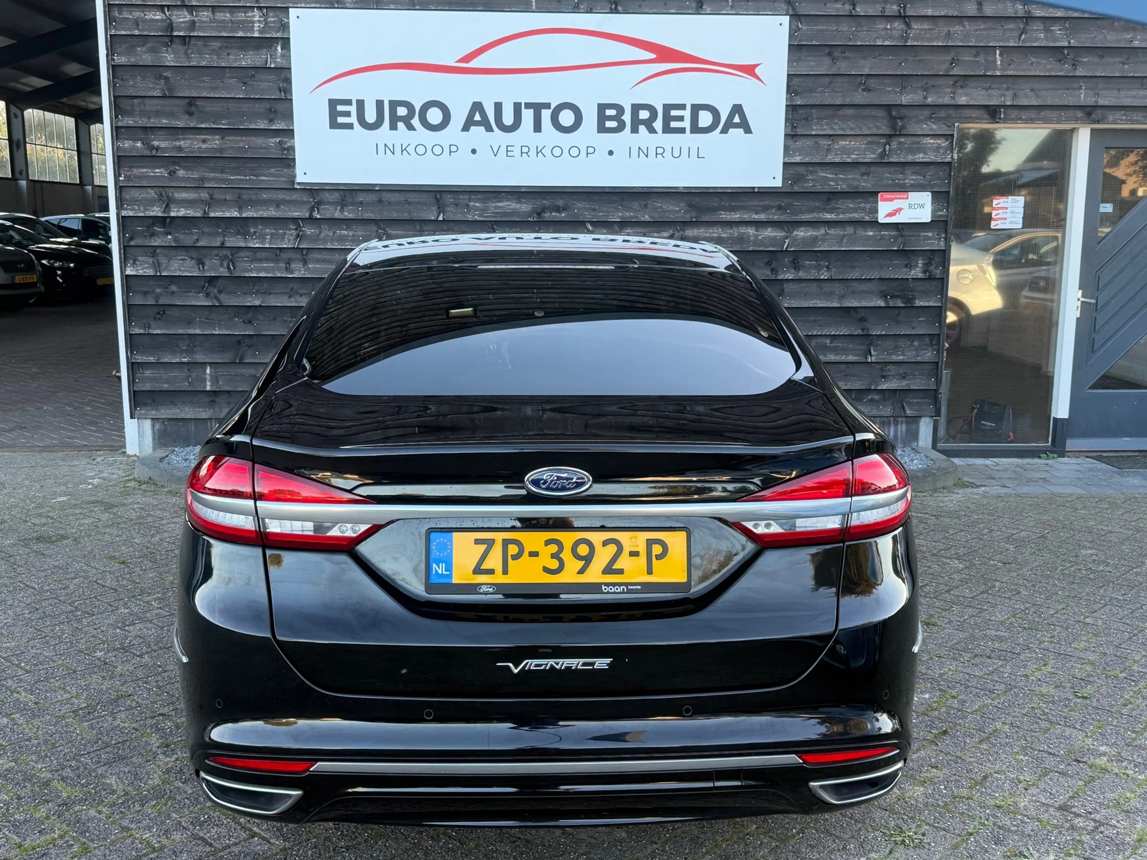 Ford Mondeo 2.0 IVCT HEV Vignale — photo 6