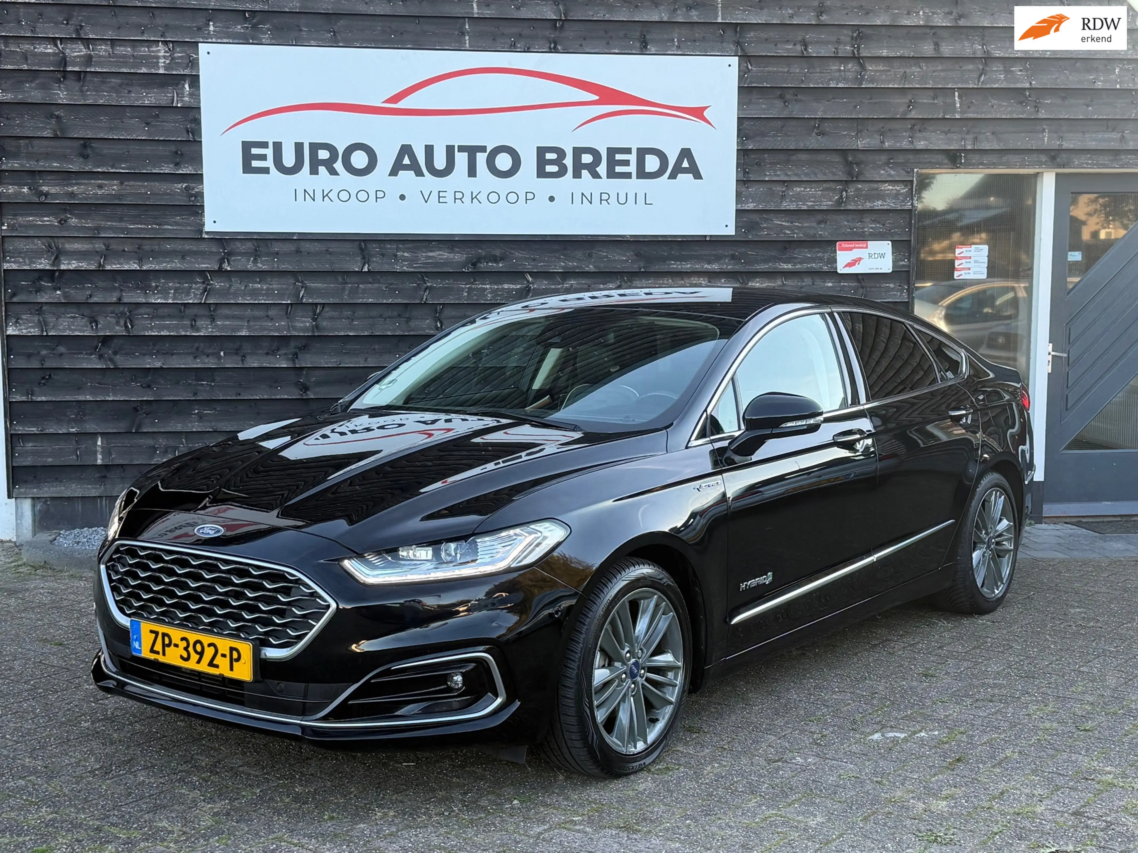Ford Mondeo 2.0 IVCT HEV Vignale