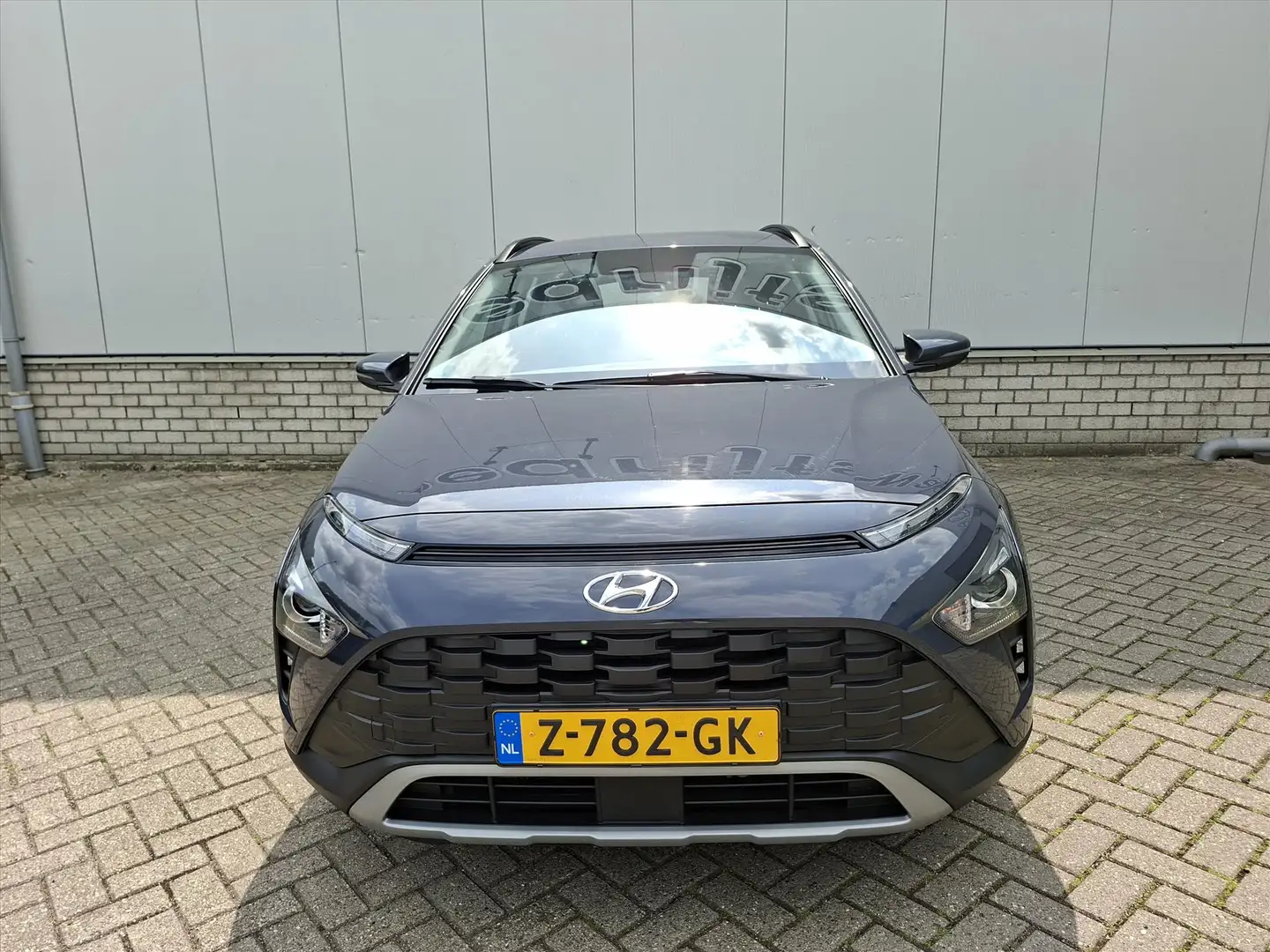 Hyundai BAYON 1.0 T-GDI 48V 100PK Comfort Smart I Navigatie Grijs - 2