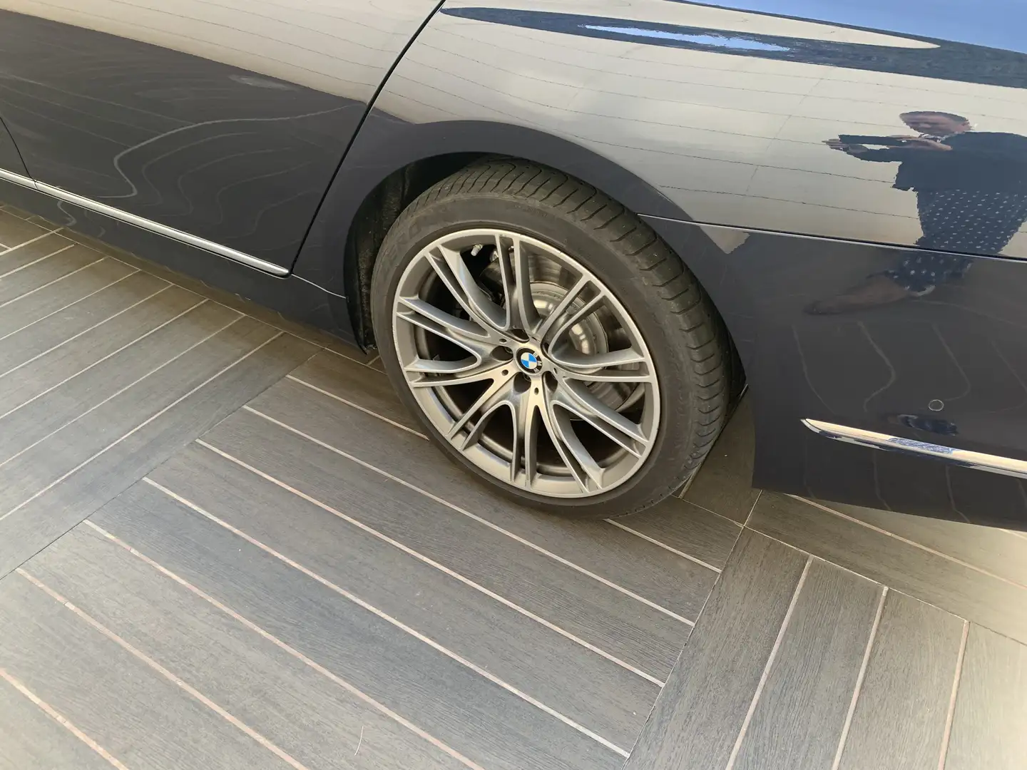 BMW 750 750i Aut. L XDRIVE - 2