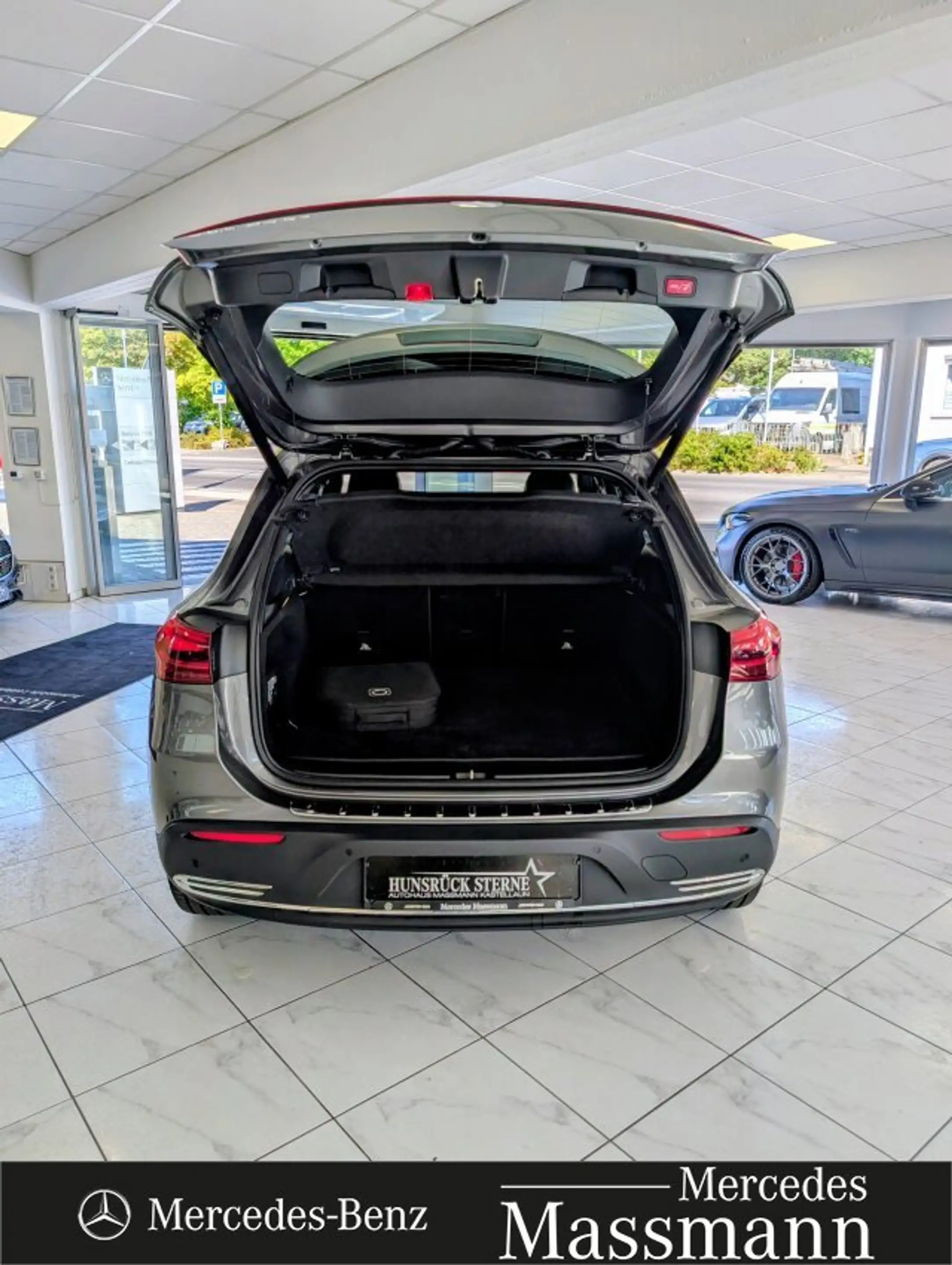 Mercedes-Benz EQA 250 EQA 250+ Progressive Navi/Klima/LED/Park-Assist. — photo 6