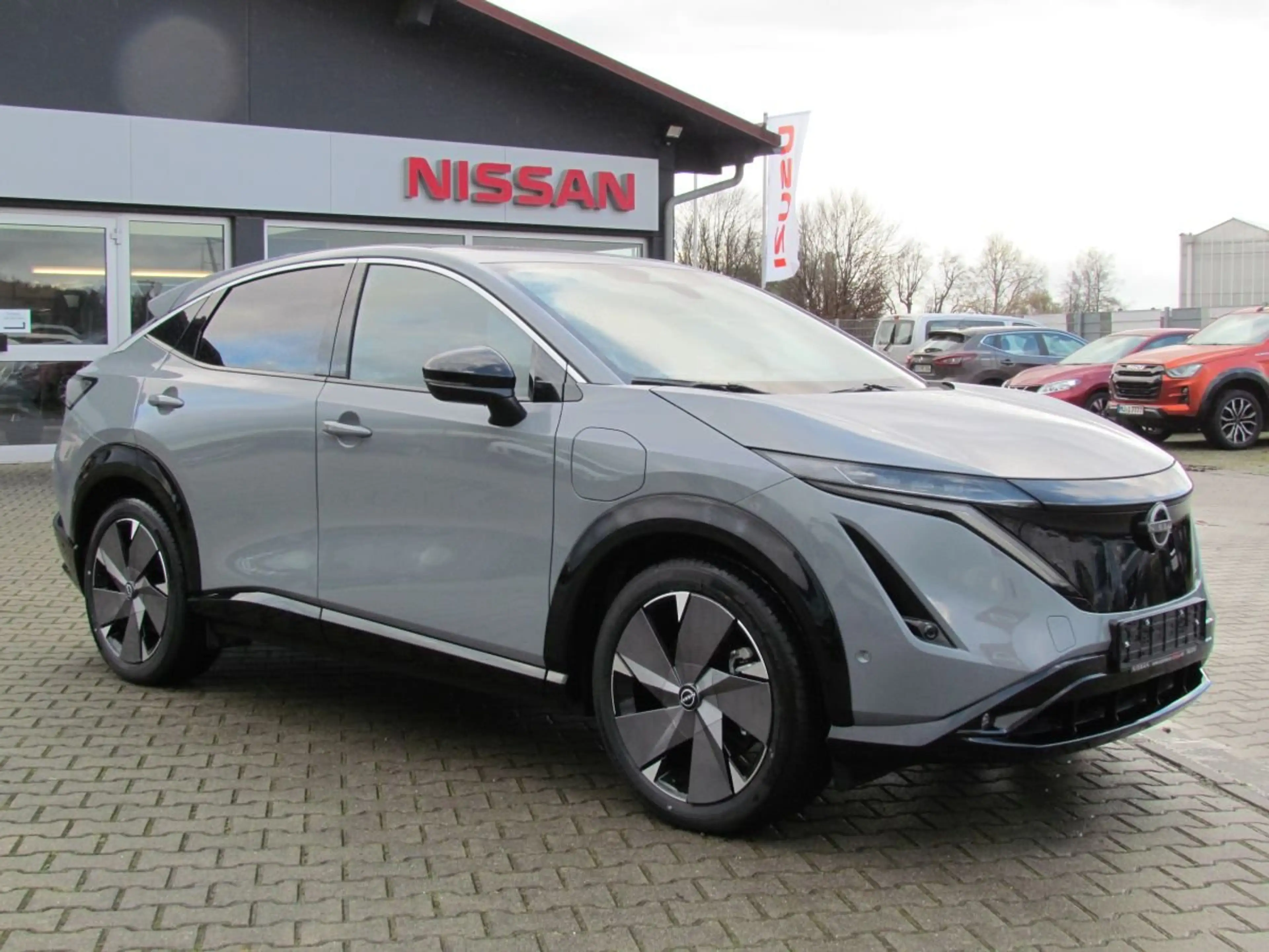Nissan Ariya Ariya 87 kWh Evolve Pack — photo 3