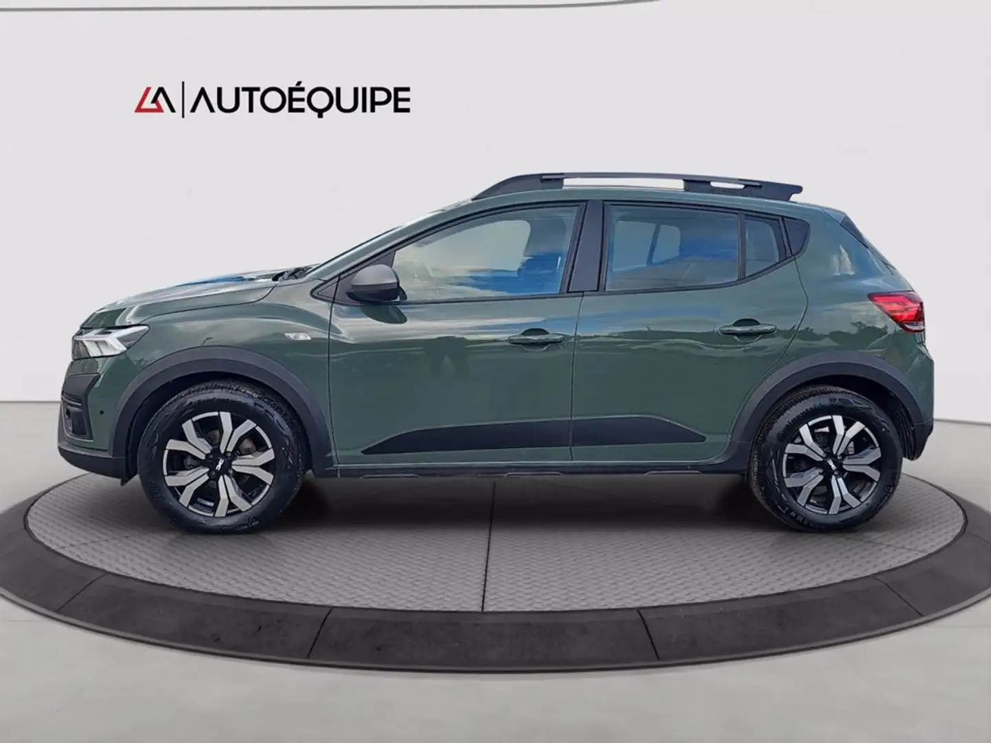 Dacia Sandero Stepway 1.0 tce Expression UP 110cv Groen - 2