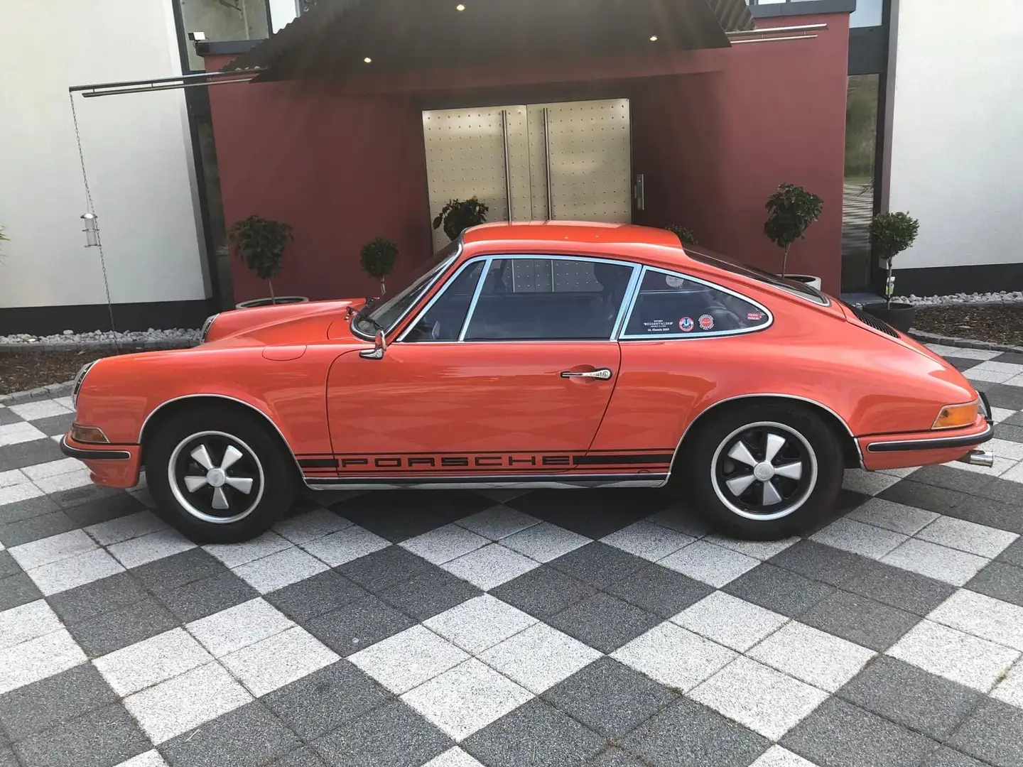 Porsche 911 T Coupe 2.4 Ölklappe Оранжевий - 2