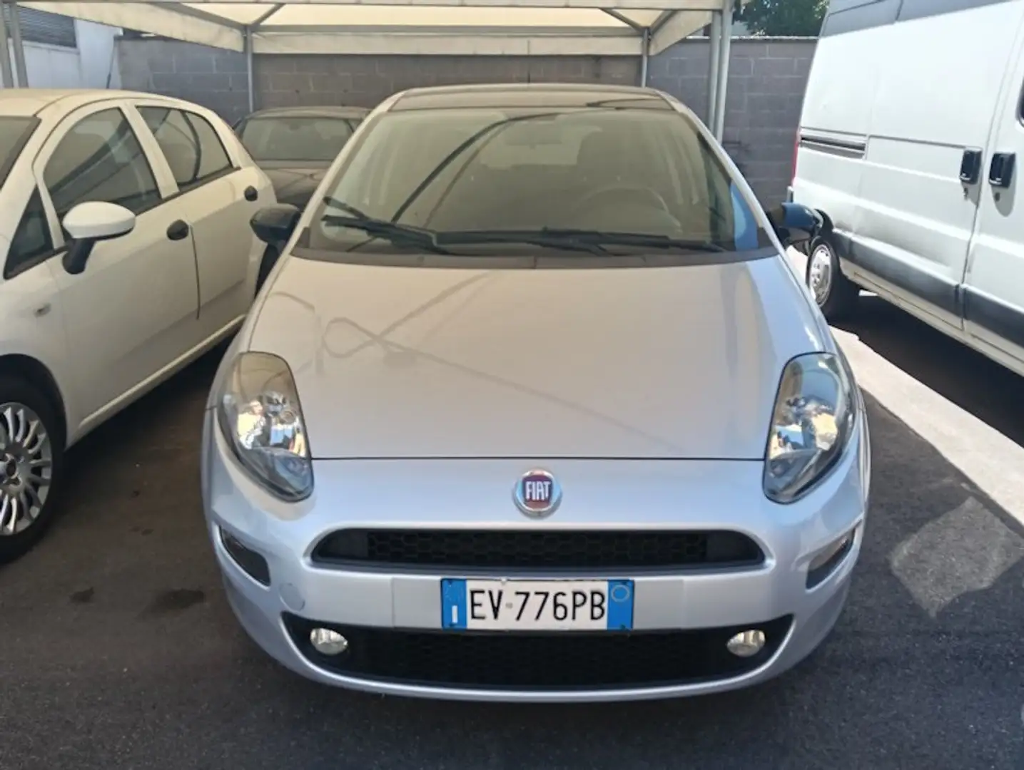 Fiat Punto Punto III 2012 5p 1.2 Lounge E6 Ezüst - 2