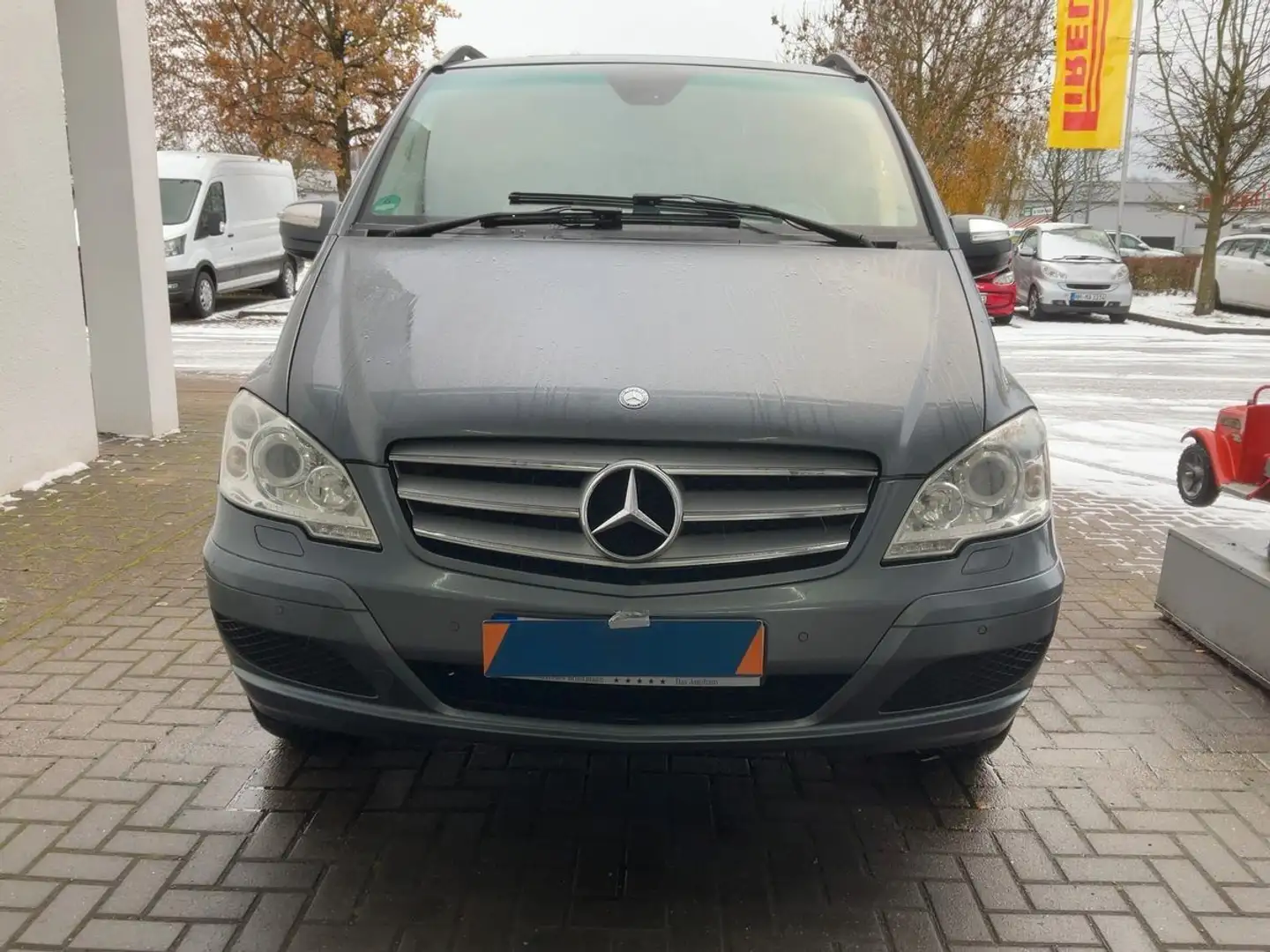 Mercedes-Benz Viano 4MATIC 2.2 CDI lang 6Sitz *AHK*SHZ*NAV*19% Gris - 2
