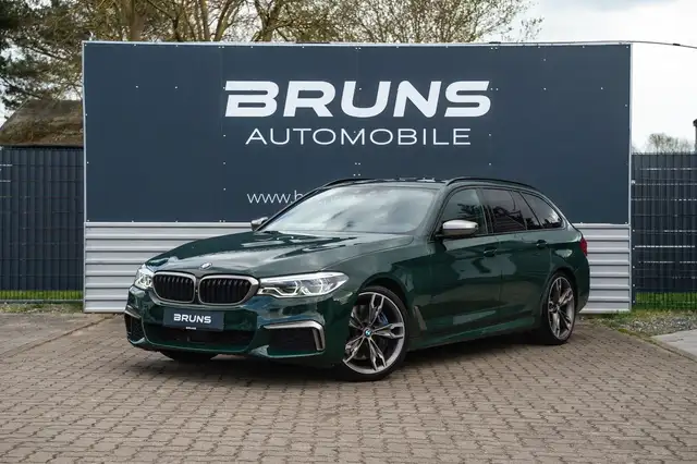 BMW 550 d xDrive Touring HUD PANO 20 Zoll Leder LED