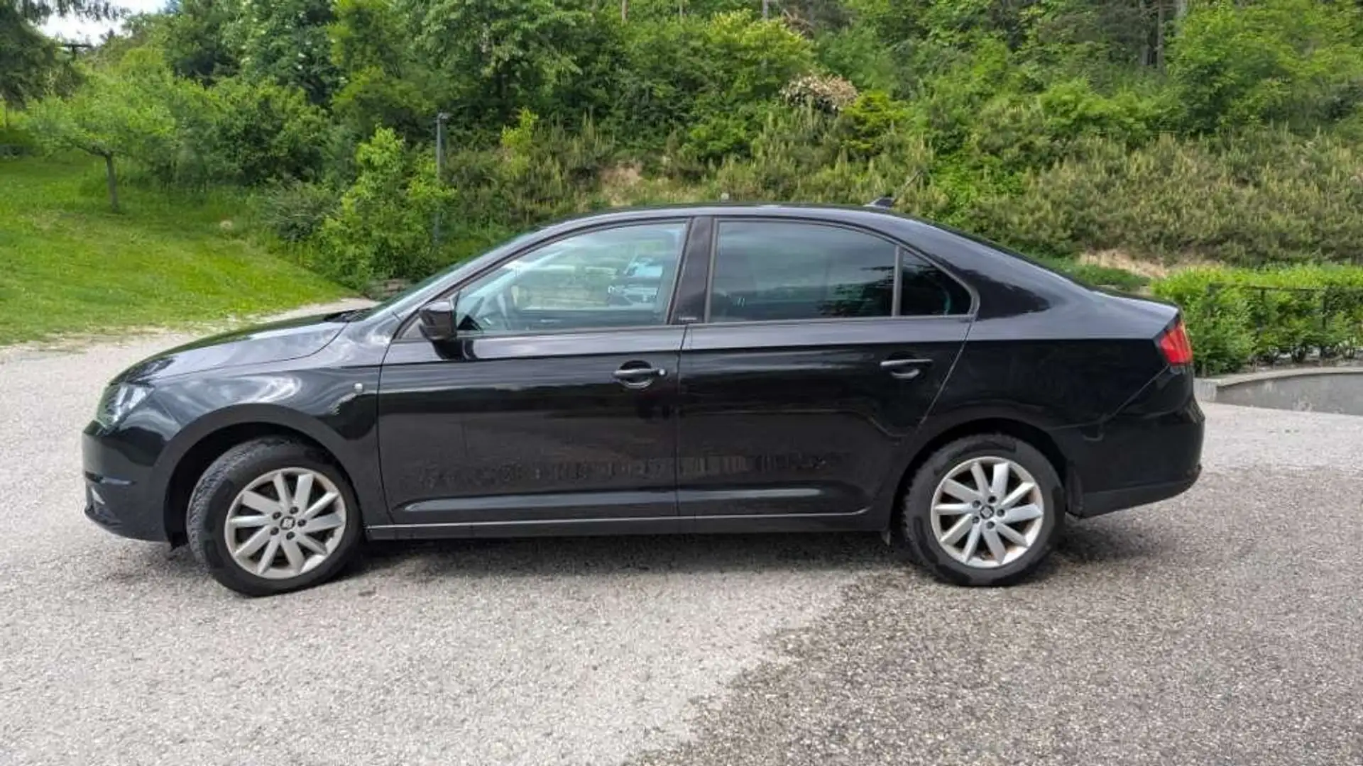 SEAT Toledo Toledo 1,2 TSI ChiliTech Start-Stopp ChiliTech Nero - 1