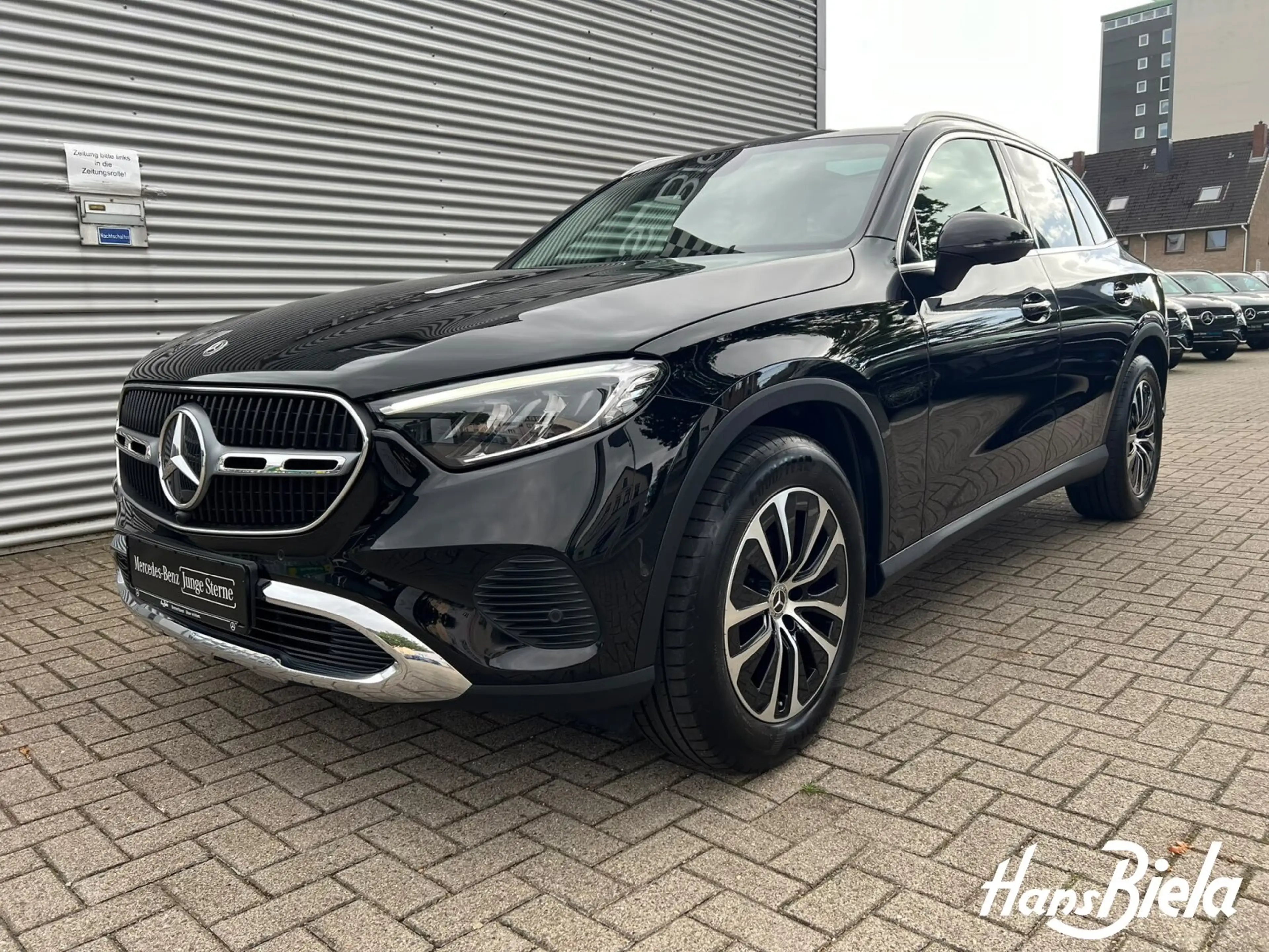 Mercedes-Benz GLC 200 GLC 200 4M Avantgarde/Pano/Dis/LED/Kam/AHK/Mem PSD — photo 3