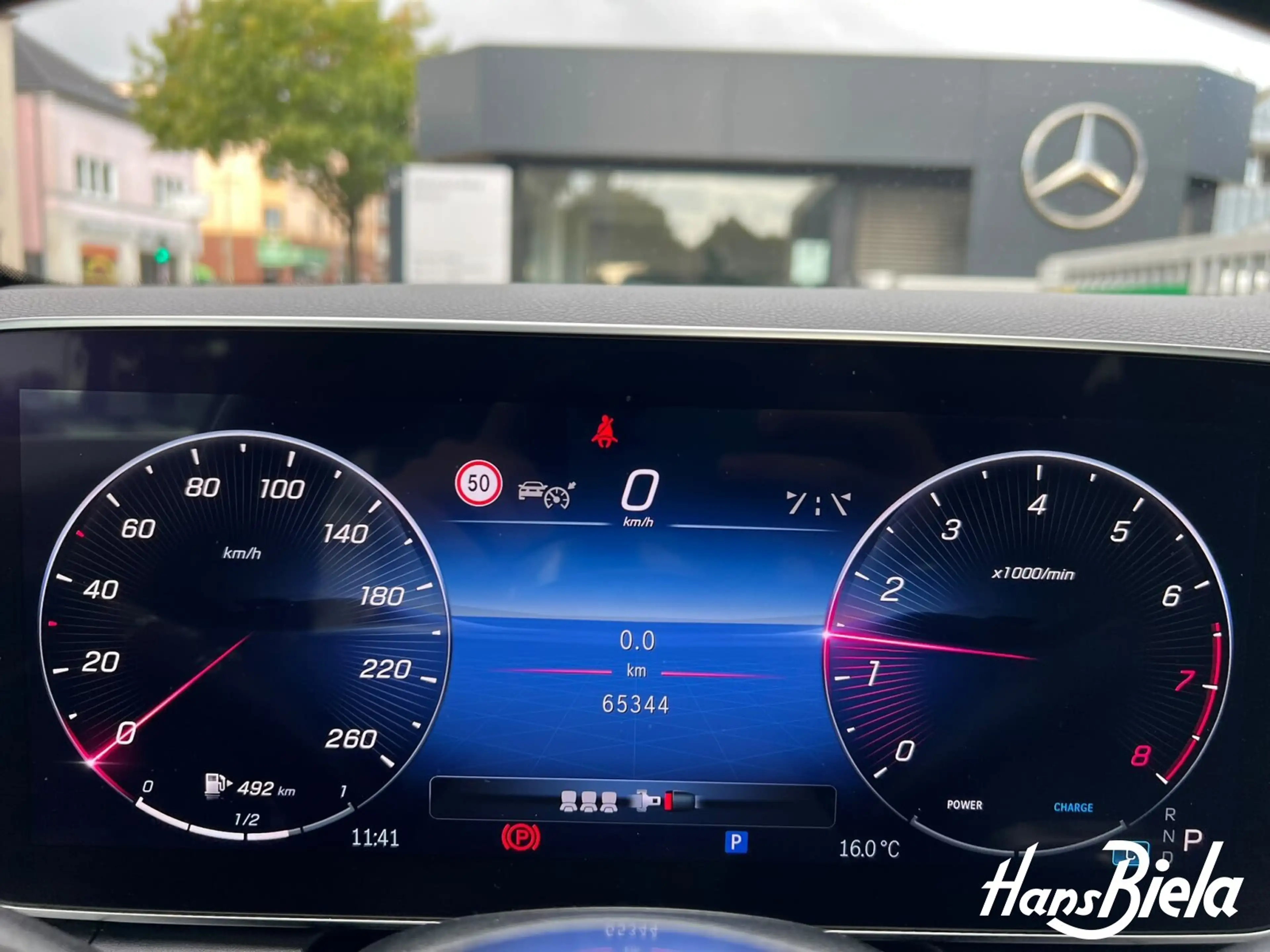 Mercedes-Benz GLC 200 GLC 200 4M Avantgarde/Pano/Dis/LED/Kam/AHK/Mem PSD — photo 9