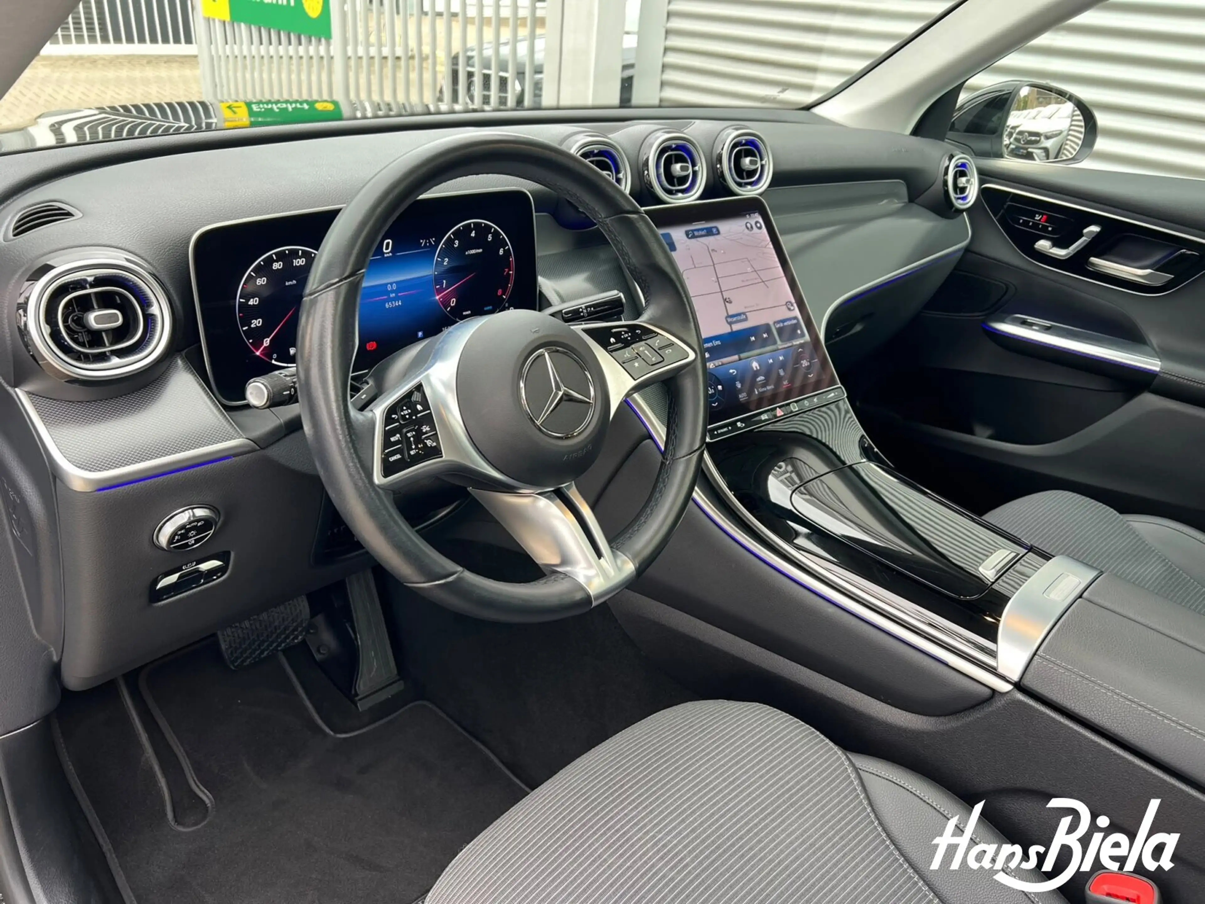 Mercedes-Benz GLC 200 GLC 200 4M Avantgarde/Pano/Dis/LED/Kam/AHK/Mem PSD — photo 11