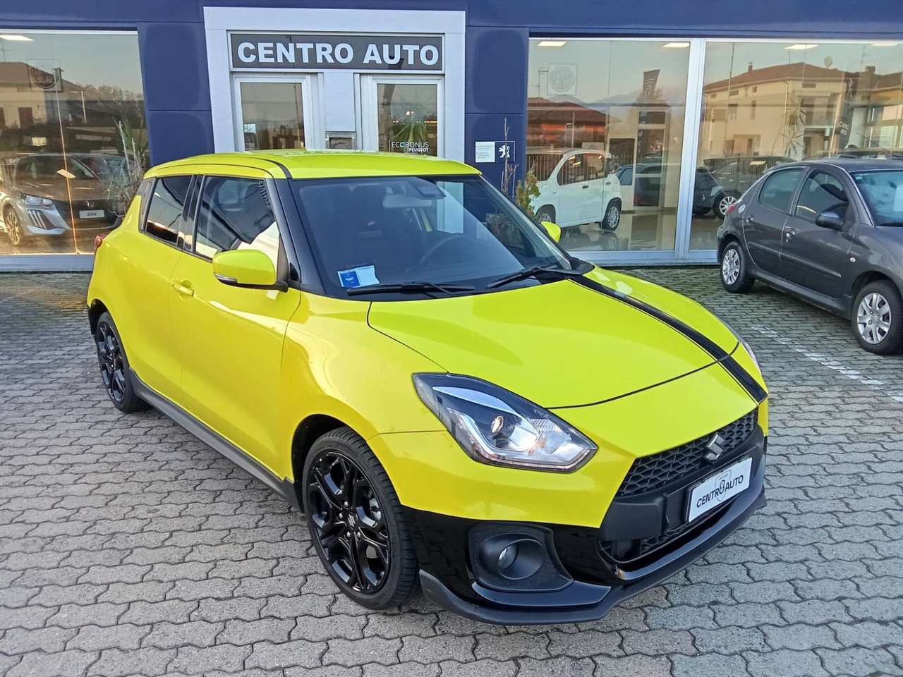 Suzuki Swift Swift VI 2020 1.4h Sport 2wd