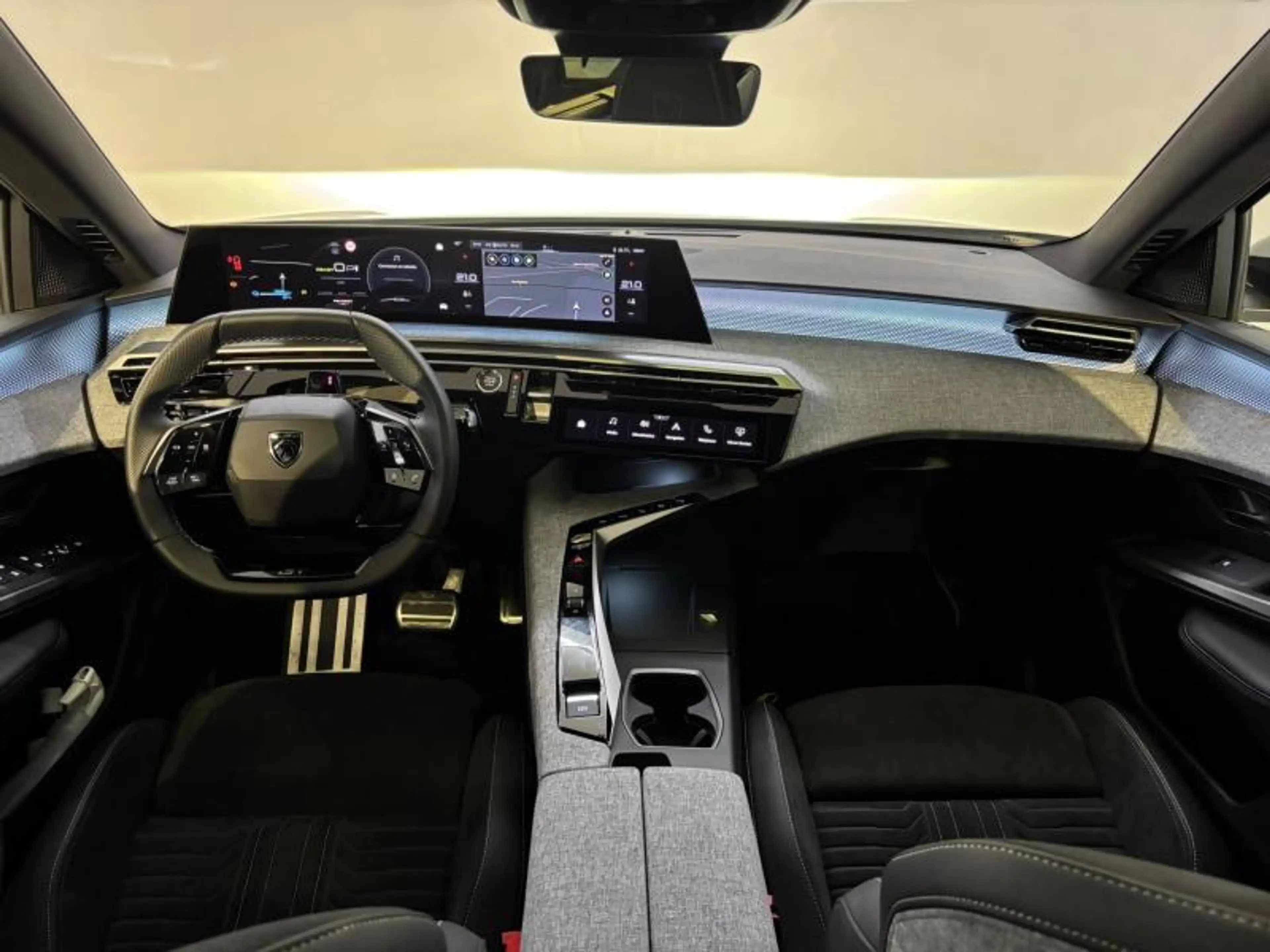 Peugeot 5008 GT EXCLUSIVE — photo 10