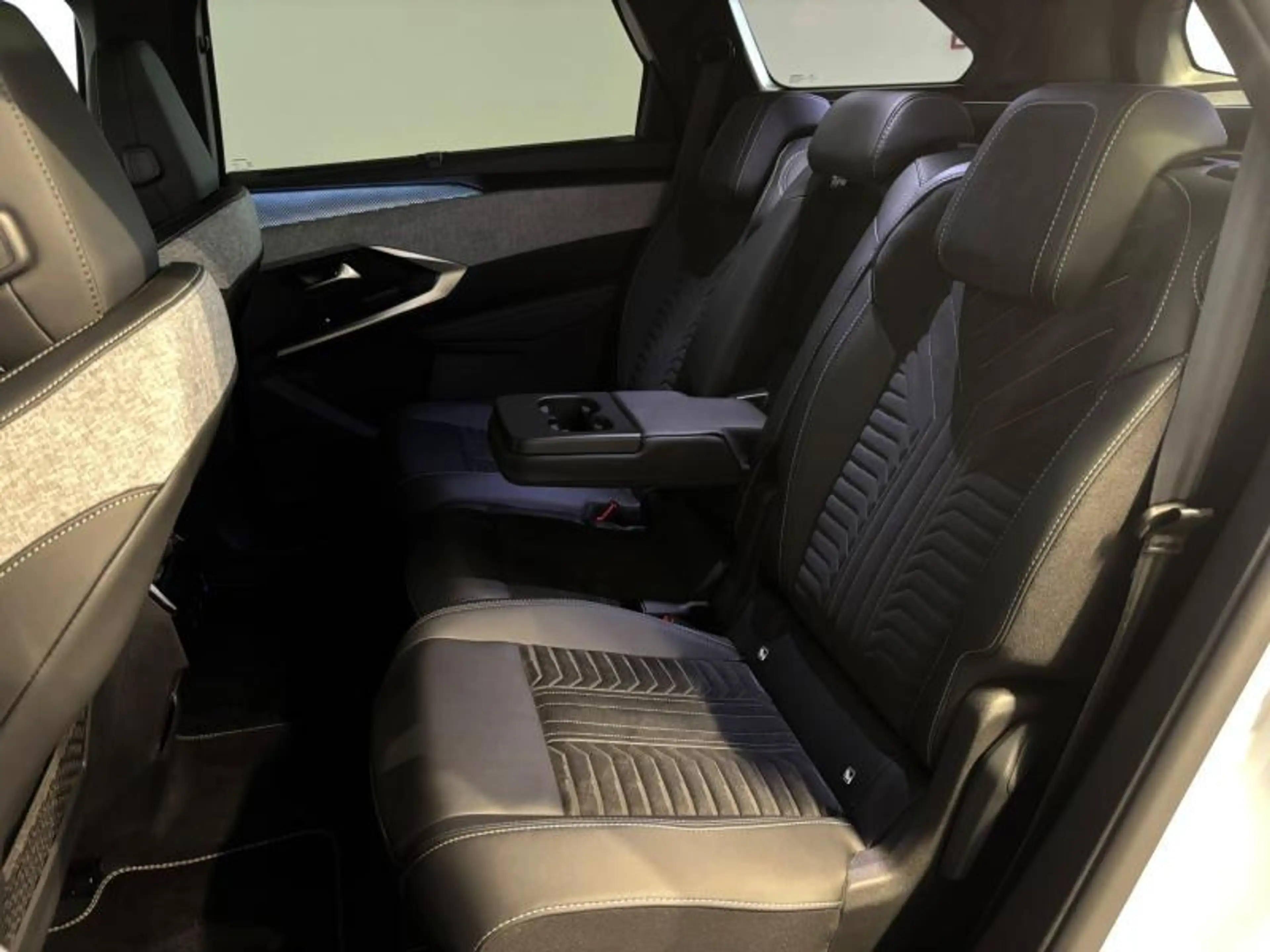 Peugeot 5008 GT EXCLUSIVE — photo 13