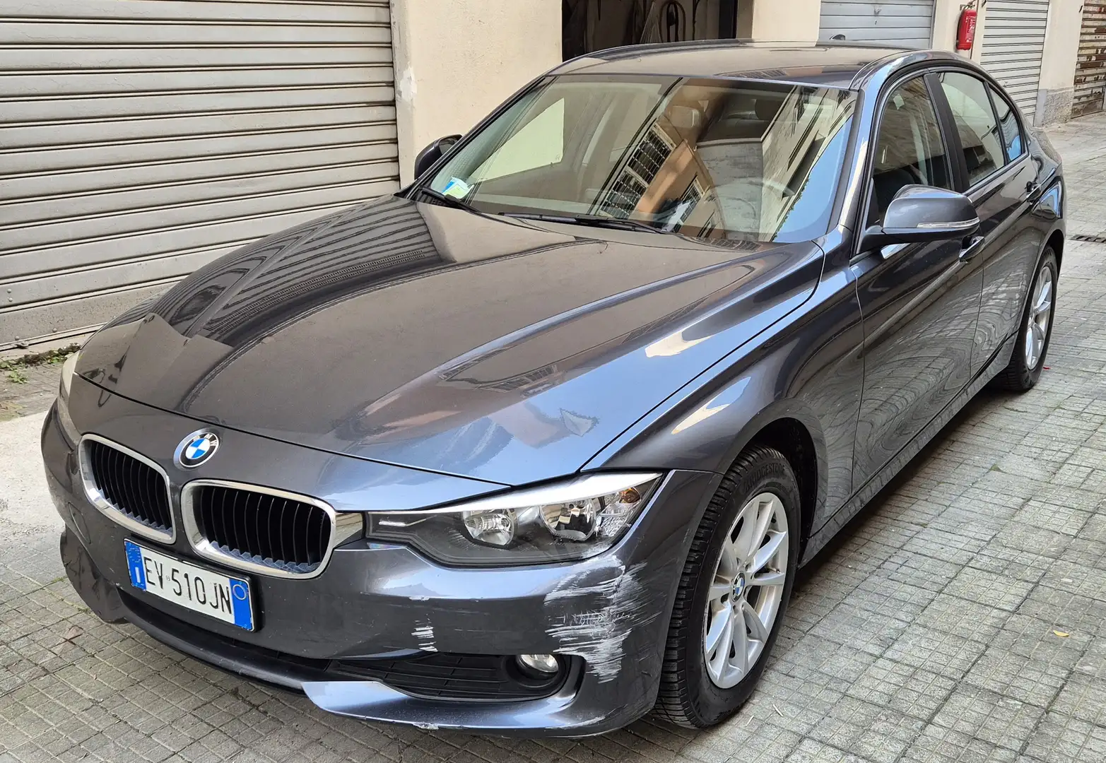 BMW 318 Business Grigio - 1