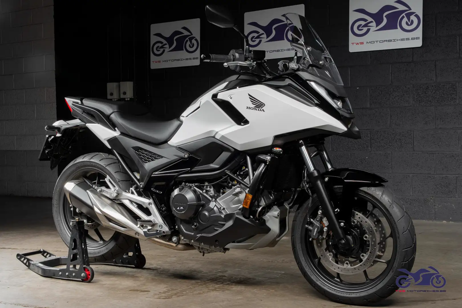 Honda NC 750 X Wit - 2