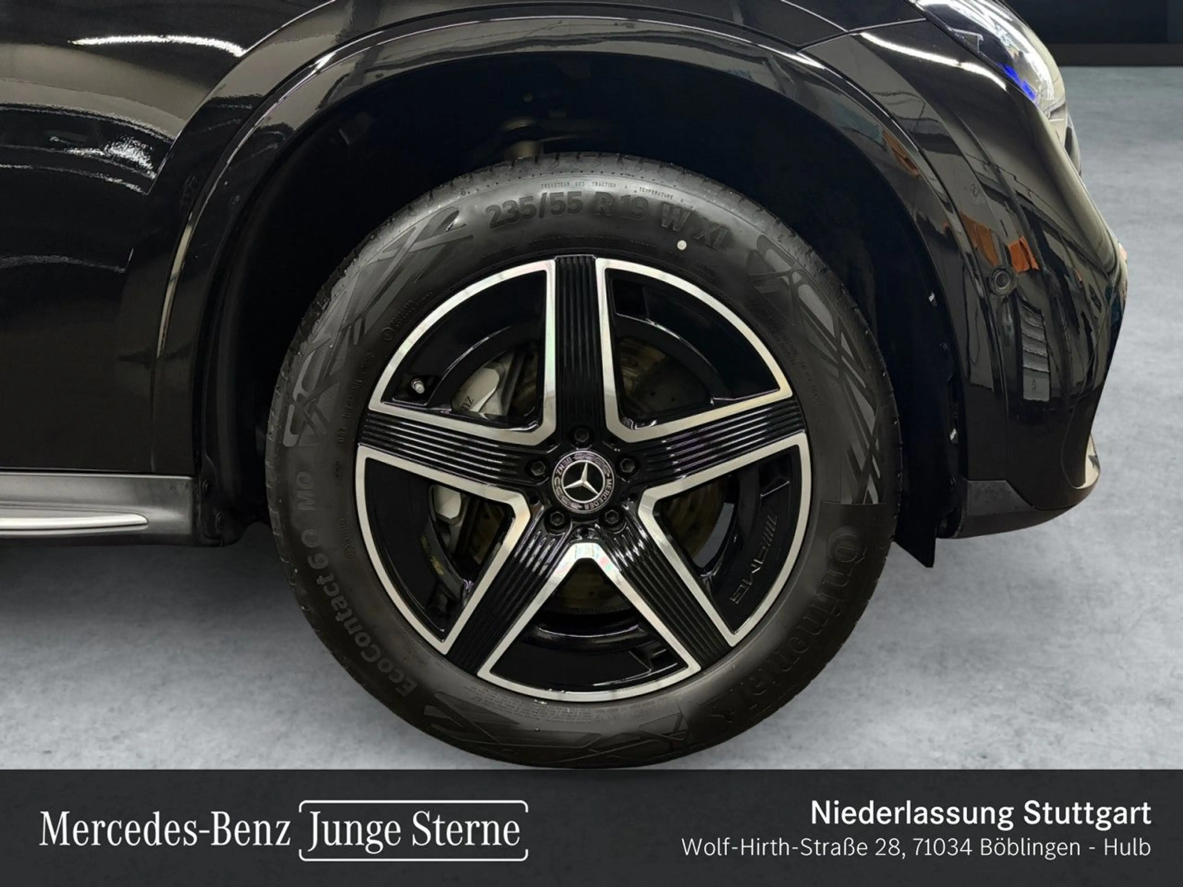 Mercedes-Benz GLC 300 e 4M AMG+NIGHT+PANO+360+AHK+KEYLESS+9G — photo 3