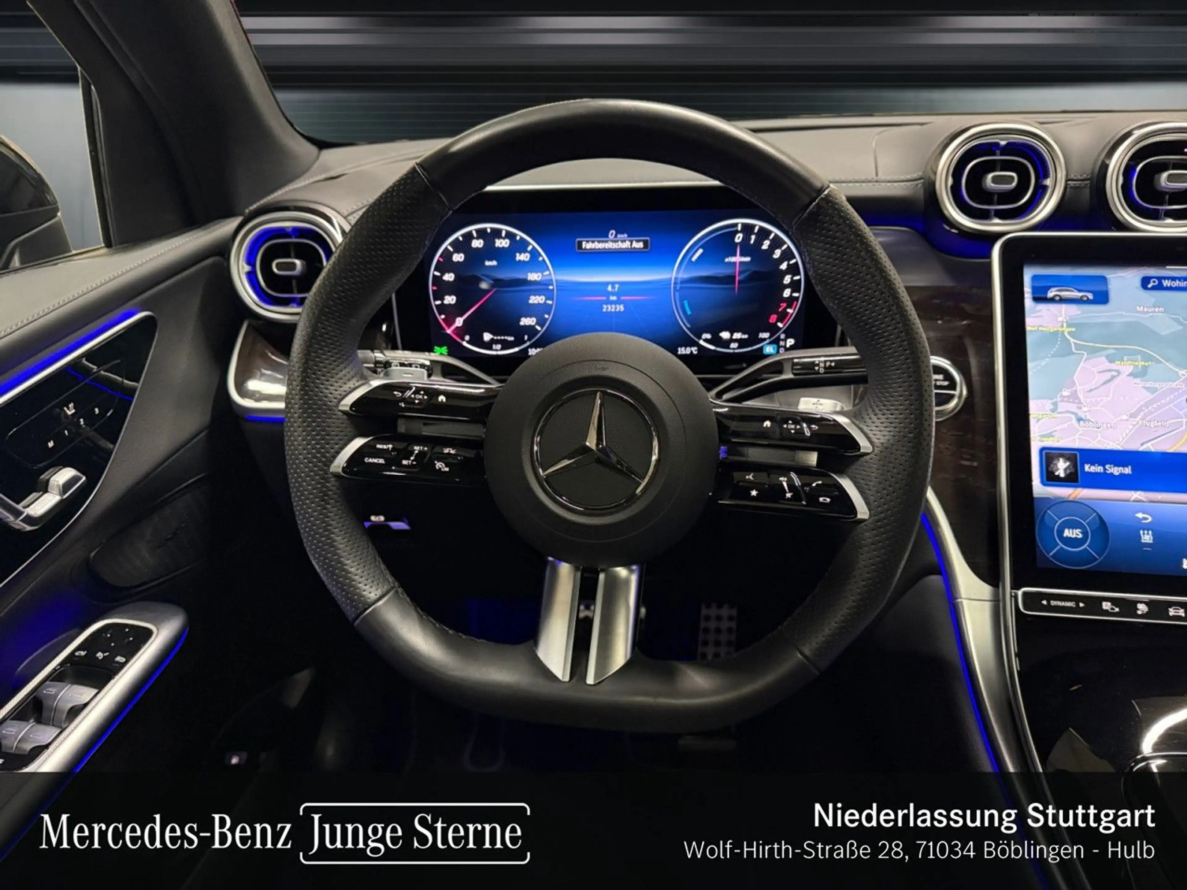 Mercedes-Benz GLC 300 e 4M AMG+NIGHT+PANO+360+AHK+KEYLESS+9G — photo 15
