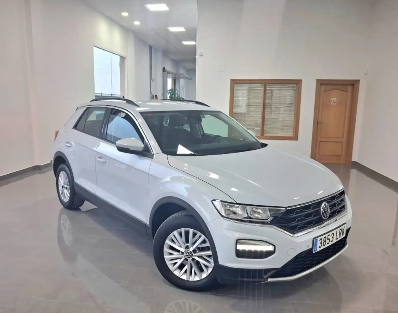 Volkswagen T-Roc 2.0TDI Advance 85kW Gris - 2