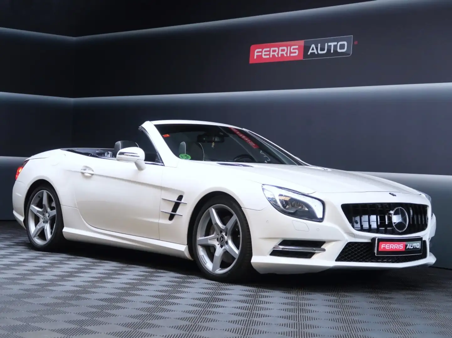 Mercedes-Benz SL 350 Aut. Bílá - 2