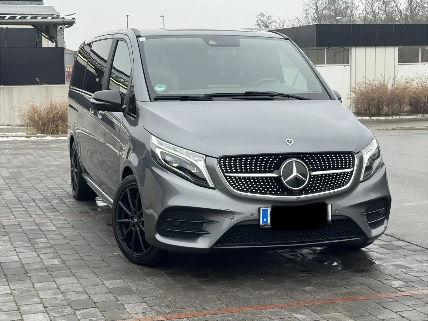 Mercedes-Benz V 300 V 300 D AVANTGARDE LANG NAVI 360° KAMERA AHK Grau - 1