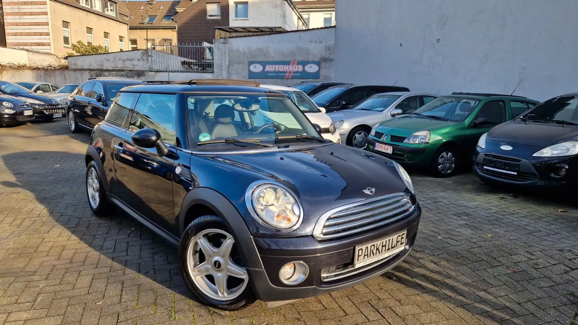 MINI Cooper 1.6 NAVI+SHZ+XENON+ALLWETTER Schwarz - 1
