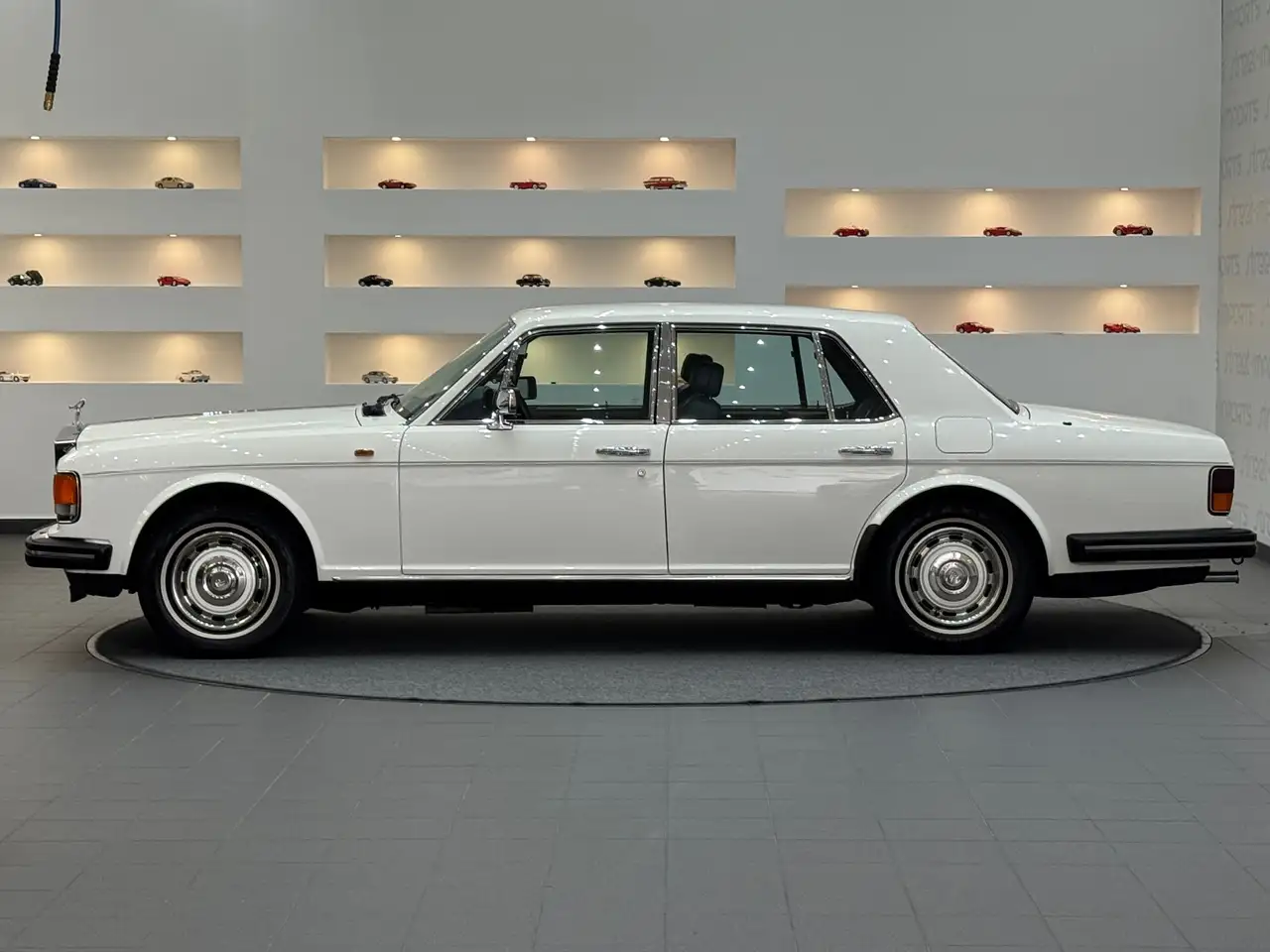 Rolls-Royce Silver Spirit II 6,8 V8 *Luxury Class*Connolly Dark Blue Leather, foto 2